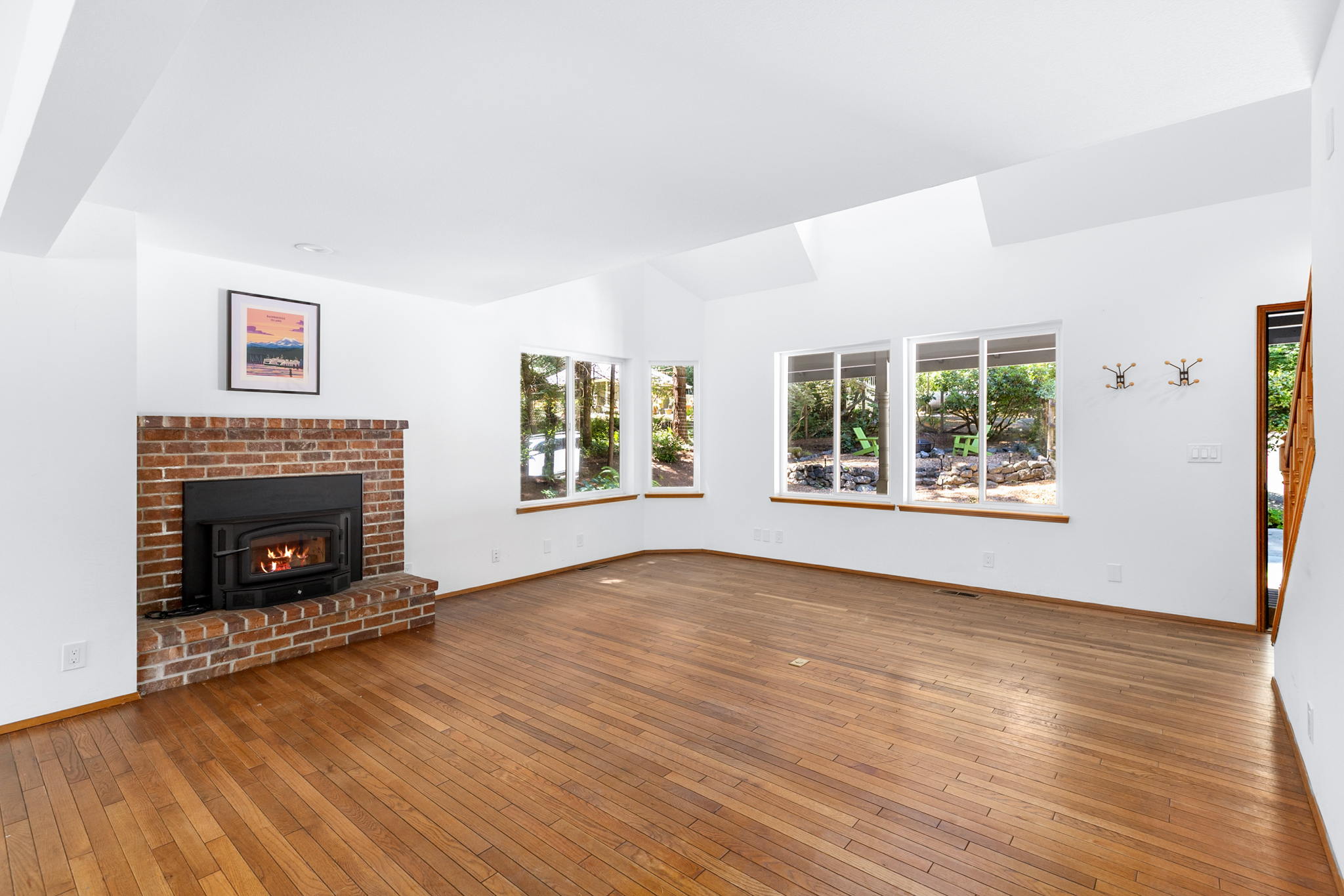  10095 NE Knight Rd, Bainbridge Island, WA 98110 - 物件實景