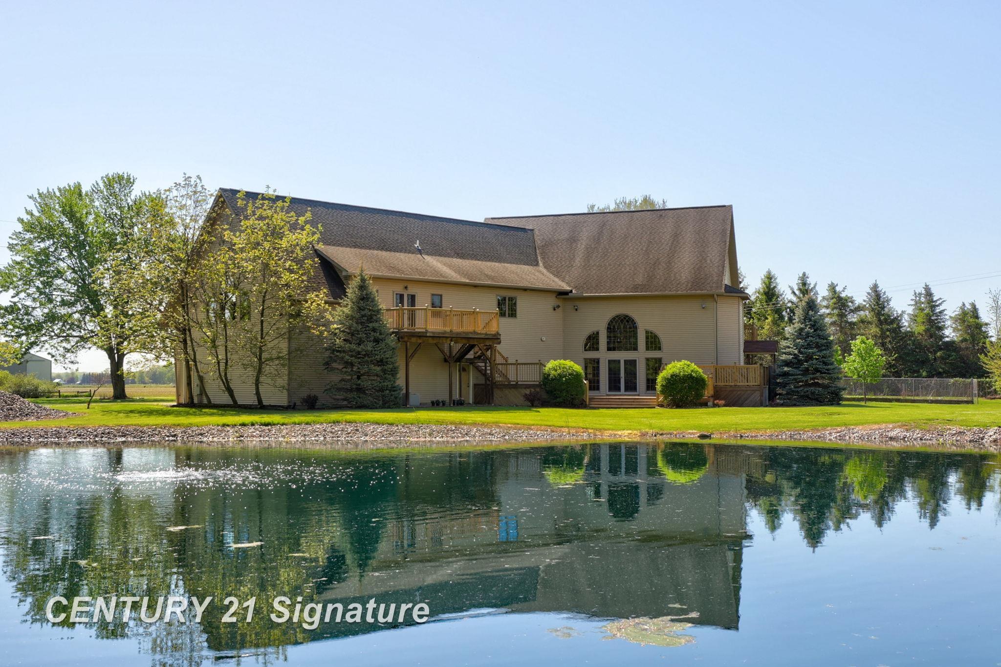 Hemlock, Michigan, 48626, United States, 6 Bedrooms Bedrooms, ,5 BathroomsBathrooms,Residential,For Sale,1984080