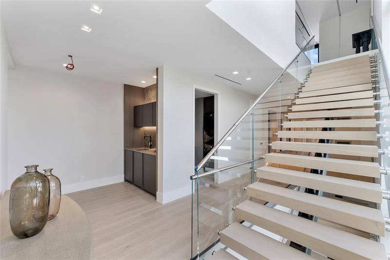 Fort Lauderdale, Florida, 33306, United States, 6 Bedrooms Bedrooms, ,8 BathroomsBathrooms,Residential,For Sale,1958113