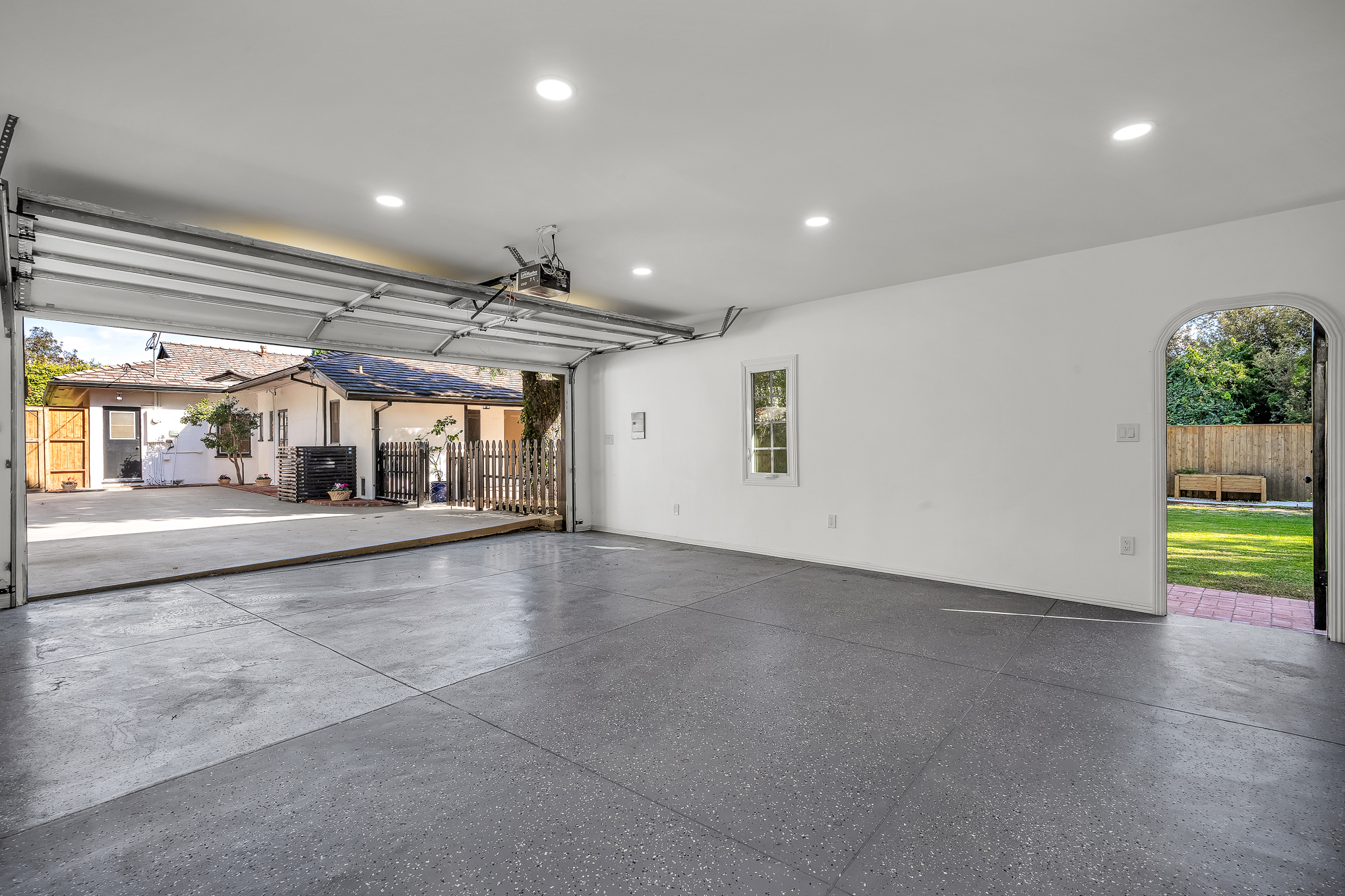  629 N Rexford Dr - 物件實景