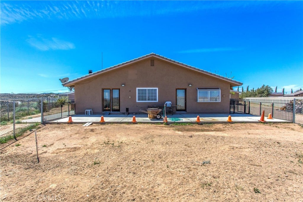 Oak Hills, California, 92344, United States, 3 Bedrooms Bedrooms, ,4 BathroomsBathrooms,Residential,For Sale,1977382