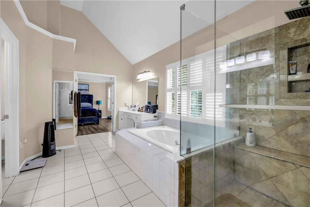 Stockbridge, Georgia, 30281, United States, 5 Bedrooms Bedrooms, ,5 BathroomsBathrooms,Residential,For Sale,1939473