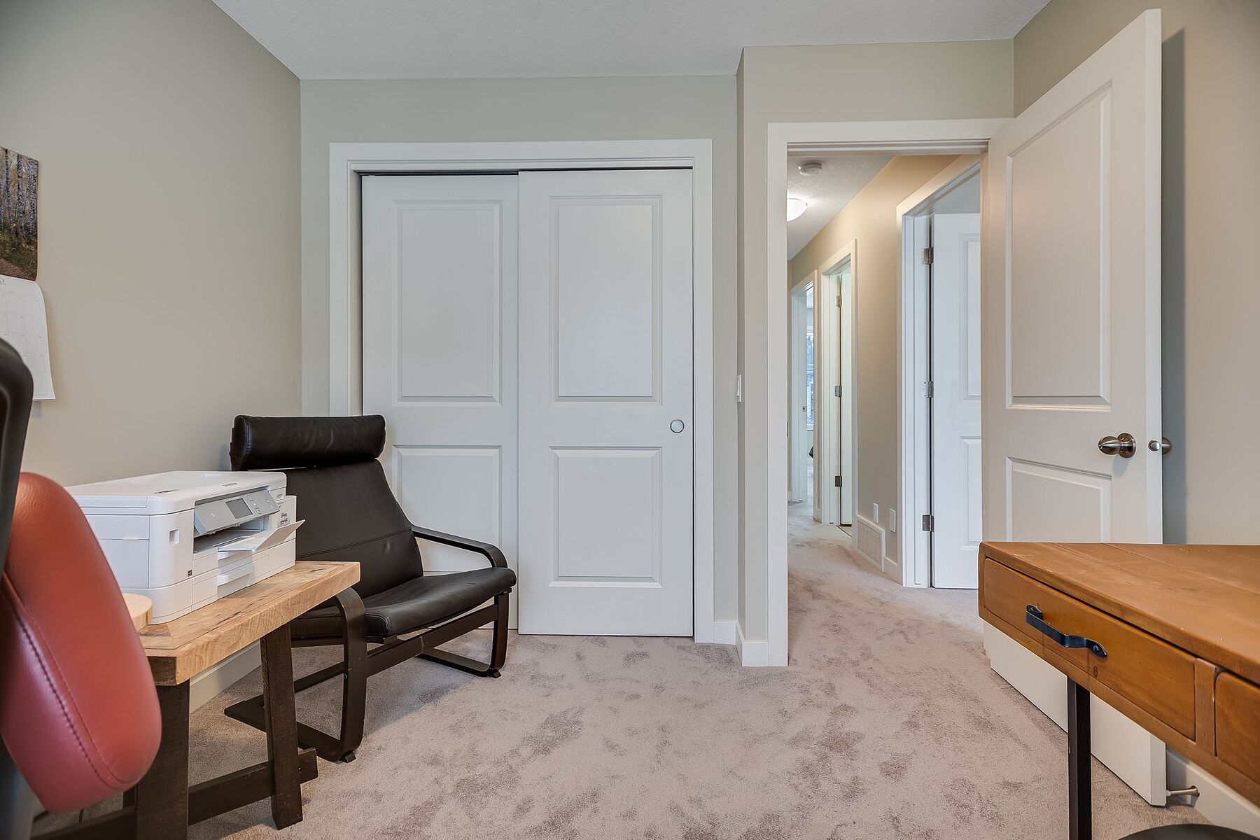  Chestermere, Rocky View - 物件實景