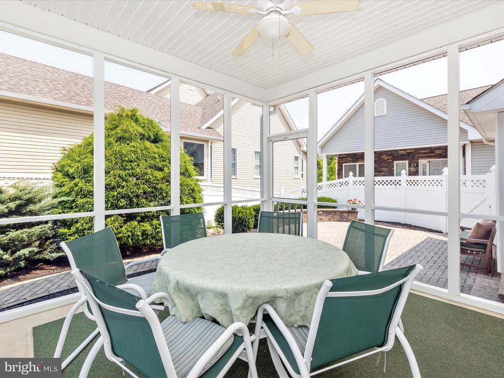 Middletown, Maryland, 21769, United States, 2 Bedrooms Bedrooms, ,3 BathroomsBathrooms,Residential,For Sale,1887633