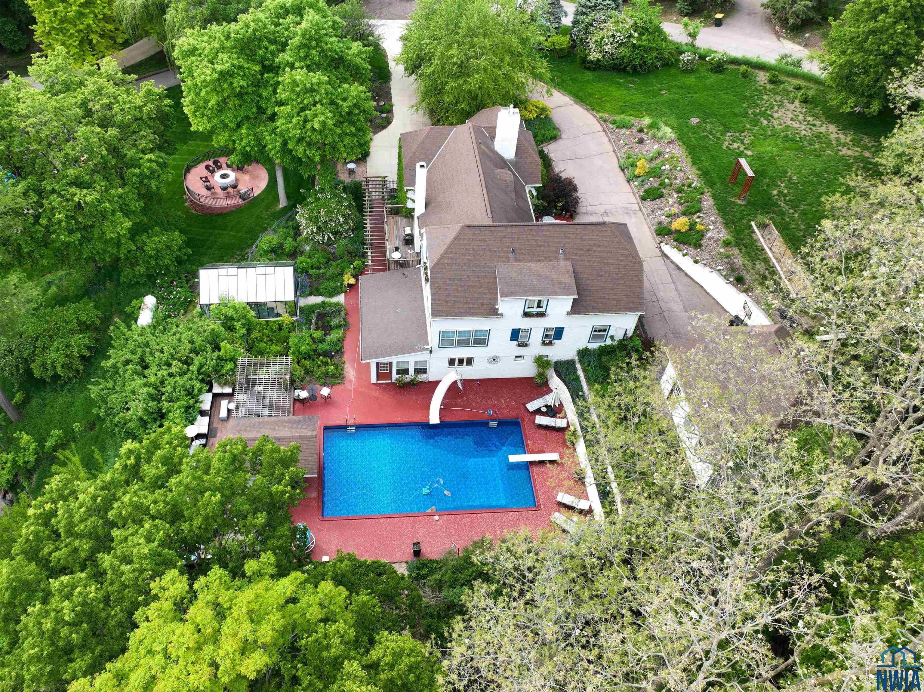 Sioux City, Iowa, 51103, United States, 5 Bedrooms Bedrooms, ,3 BathroomsBathrooms,Residential,For Sale,1976502