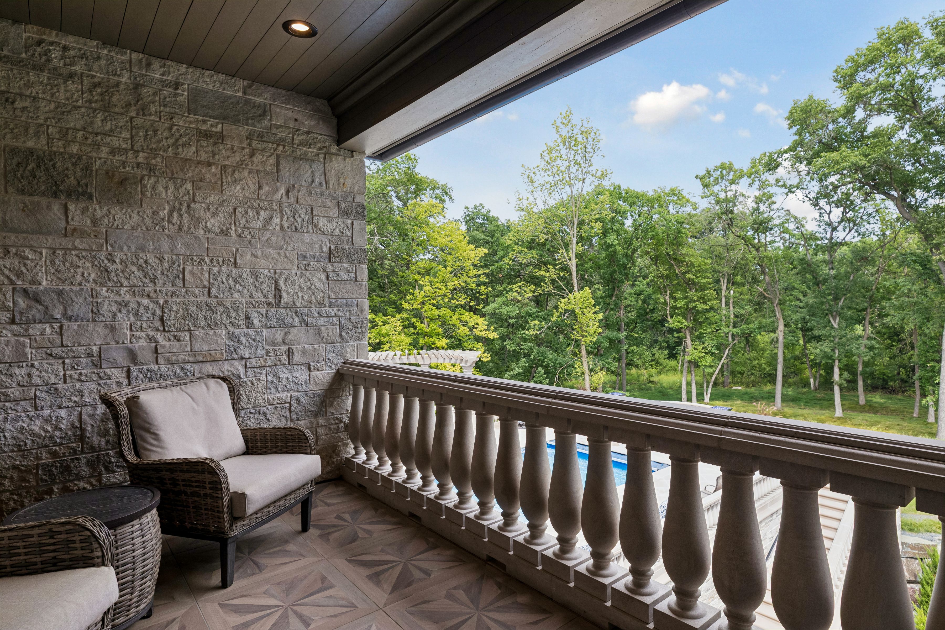  Timeless Elegance on a Private North Oaks Setting - 物件實景