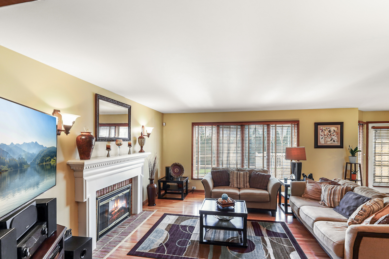 Orland Park, Illinois, 60467, United States, 5 Bedrooms Bedrooms, ,4 BathroomsBathrooms,Residential,For Sale,1784199