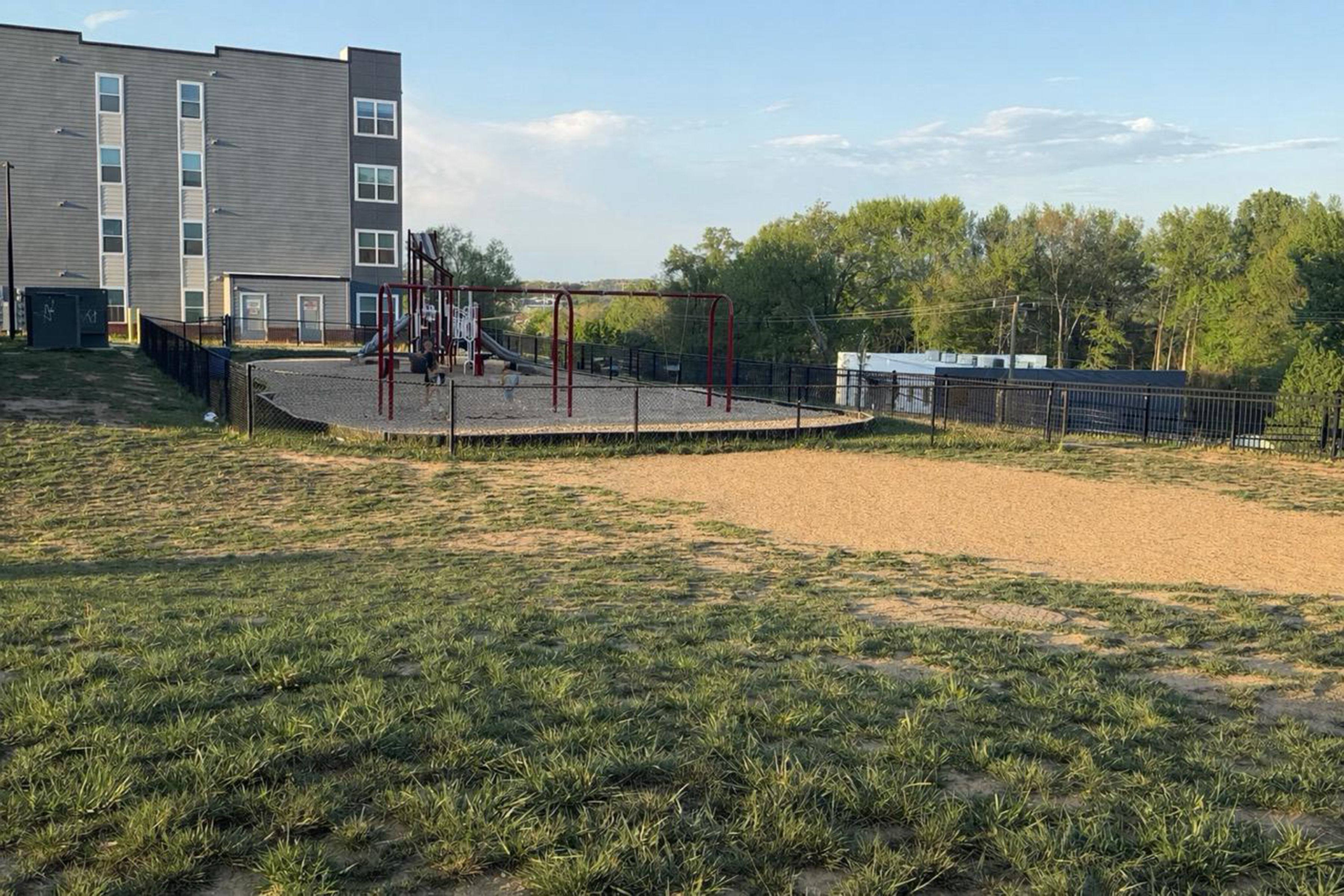  18218 Summit Pointe Drive, Triangle, VA, 22172 - 物件實景