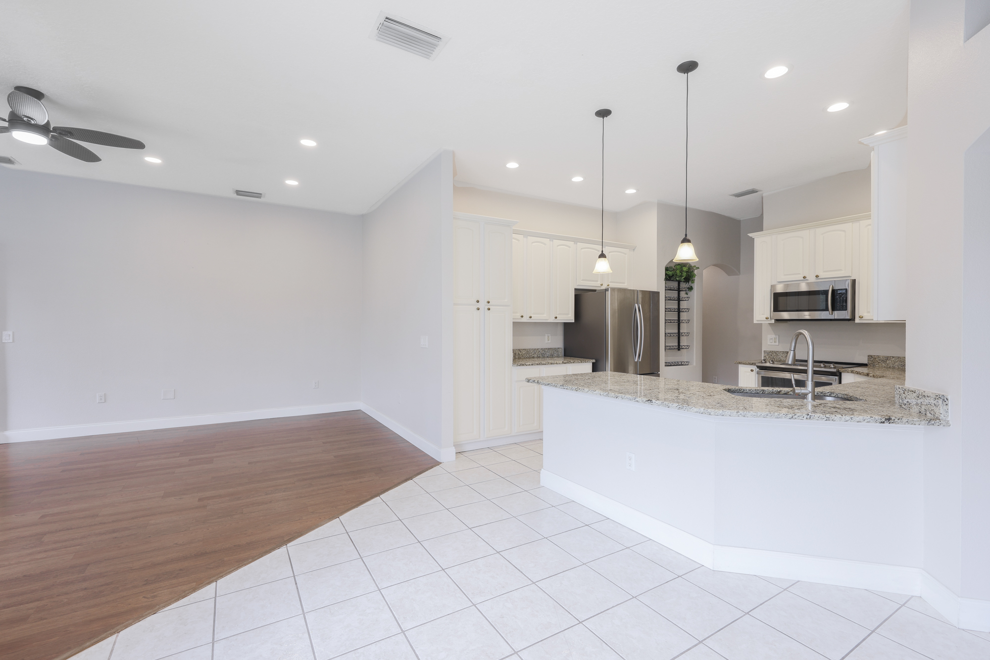 Tampa, Florida, 33647, United States, 4 Bedrooms Bedrooms, ,3 BathroomsBathrooms,Residential,For Sale,1982962