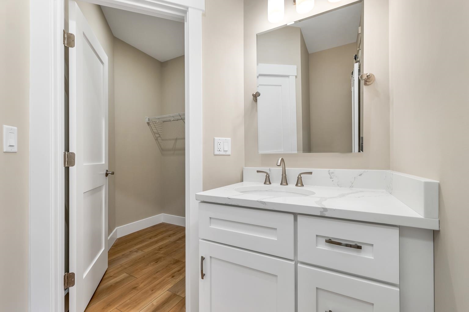 Laconia, New Hampshire, 03246, United States, 3 Bedrooms Bedrooms, ,3 BathroomsBathrooms,Residential,For Sale,1932606