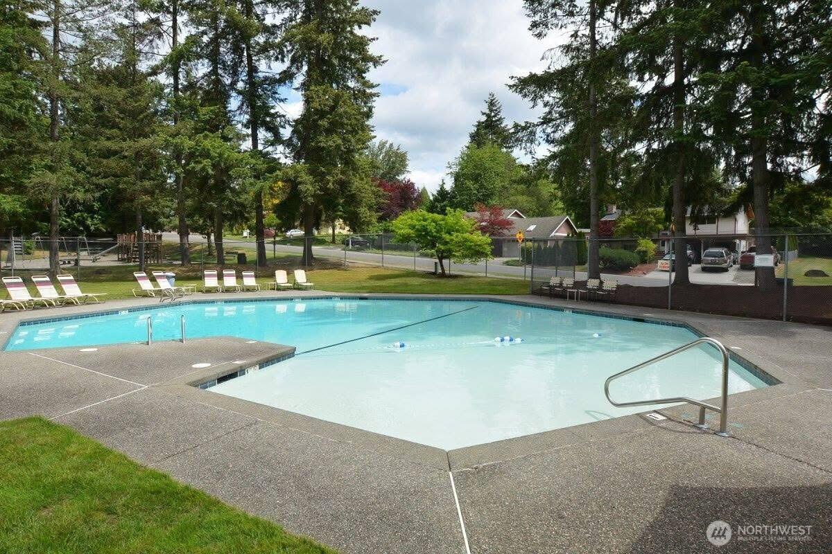 BOTHELL, Washington, 98012, United States, 4 Bedrooms Bedrooms, ,3 BathroomsBathrooms,Residential,For Sale,1916701