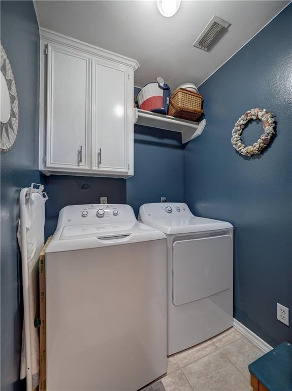 Corpus Christi, Texas, 78418, United States, 4 Bedrooms Bedrooms, ,2 BathroomsBathrooms,Residential,For Sale,1862449