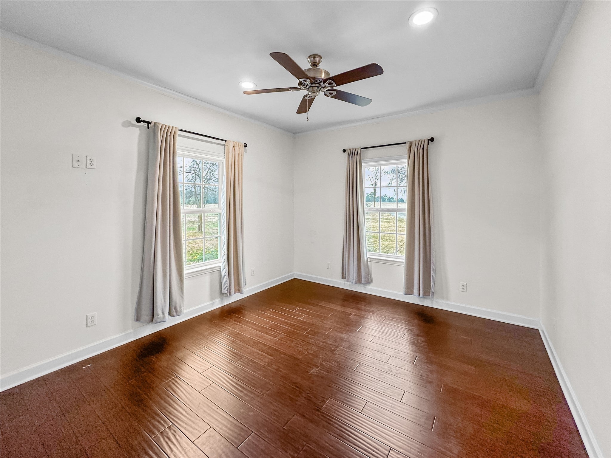 Winnsboro, Texas, 75494, United States, 3 Bedrooms Bedrooms, ,3 BathroomsBathrooms,Residential,For Sale,1779211