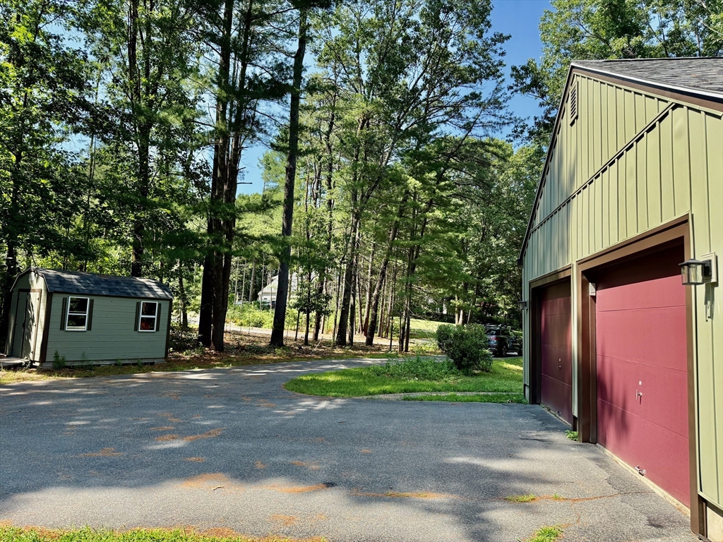 Rowley, Massachusetts, 01969, United States, 4 Bedrooms Bedrooms, ,3 BathroomsBathrooms,Residential,For Sale,1867579