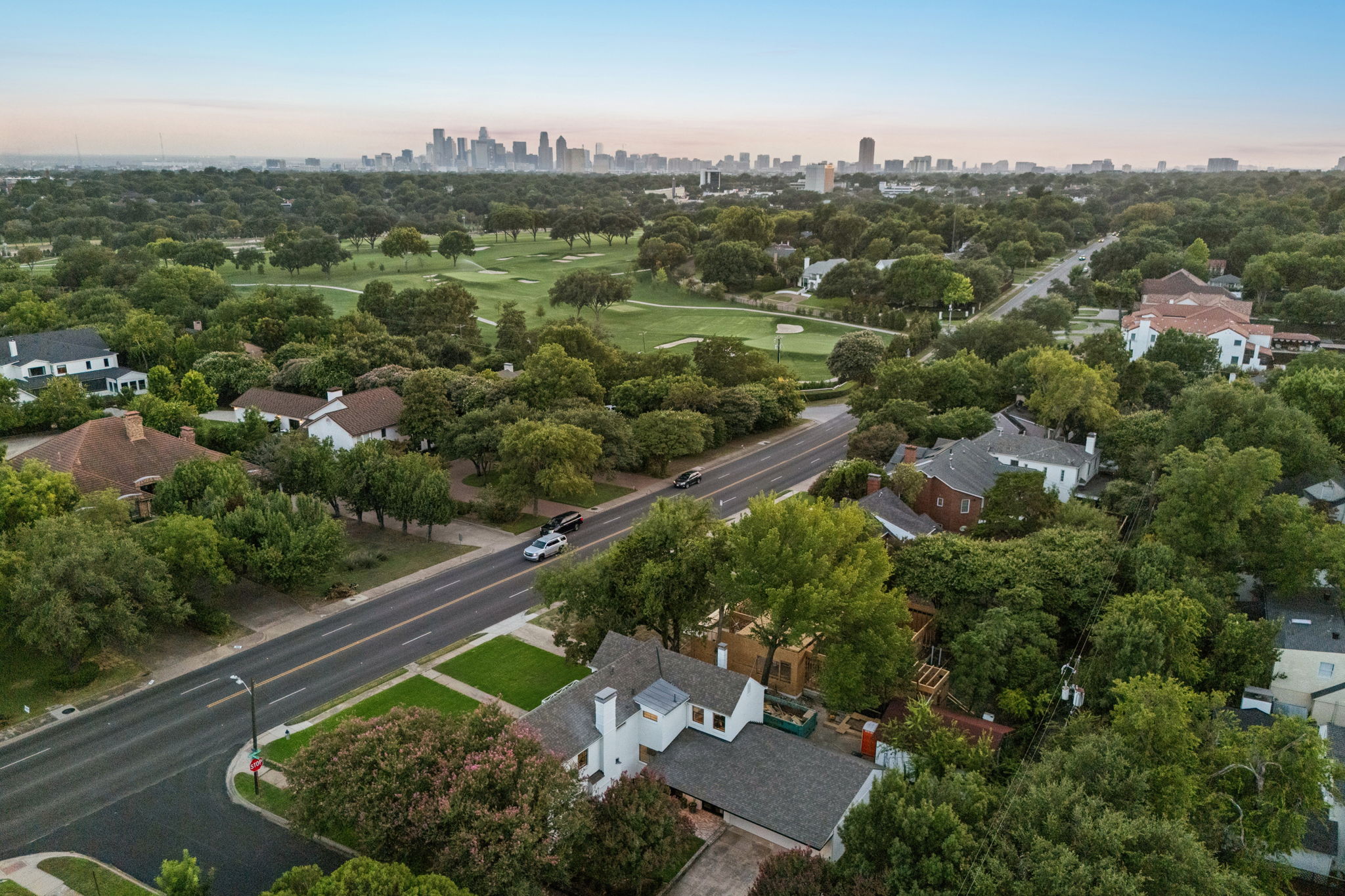  European Elegance Meets Timeless Lakewood Charm - 物件實景