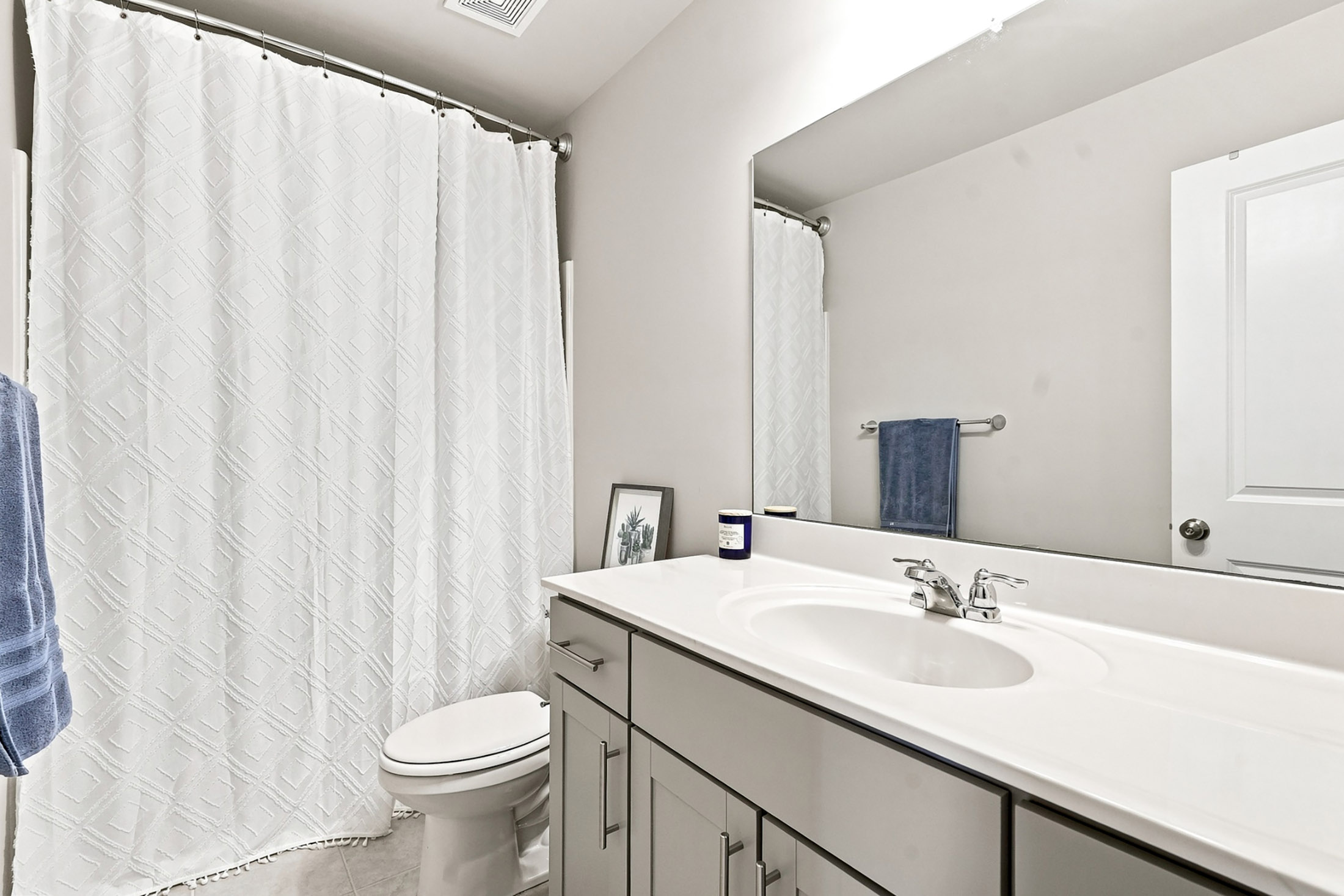  End-Unit Townhome Near Marietta Square - 物件實景