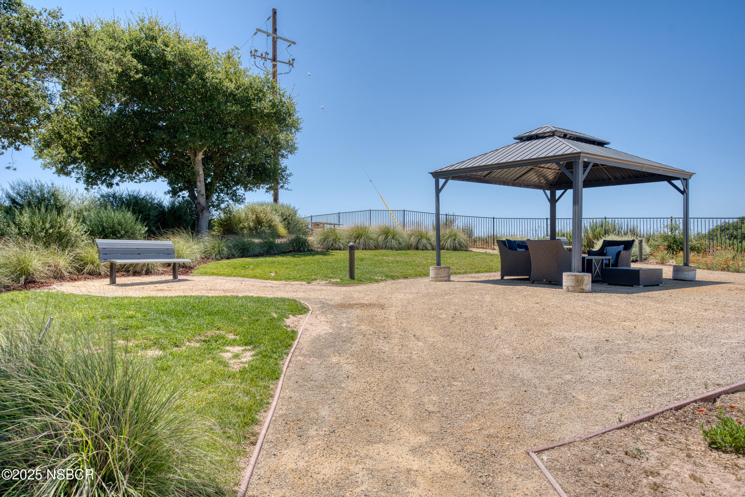 Santa Maria, California, 93455, United States, 3 Bedrooms Bedrooms, ,3 BathroomsBathrooms,Residential,For Sale,1929154