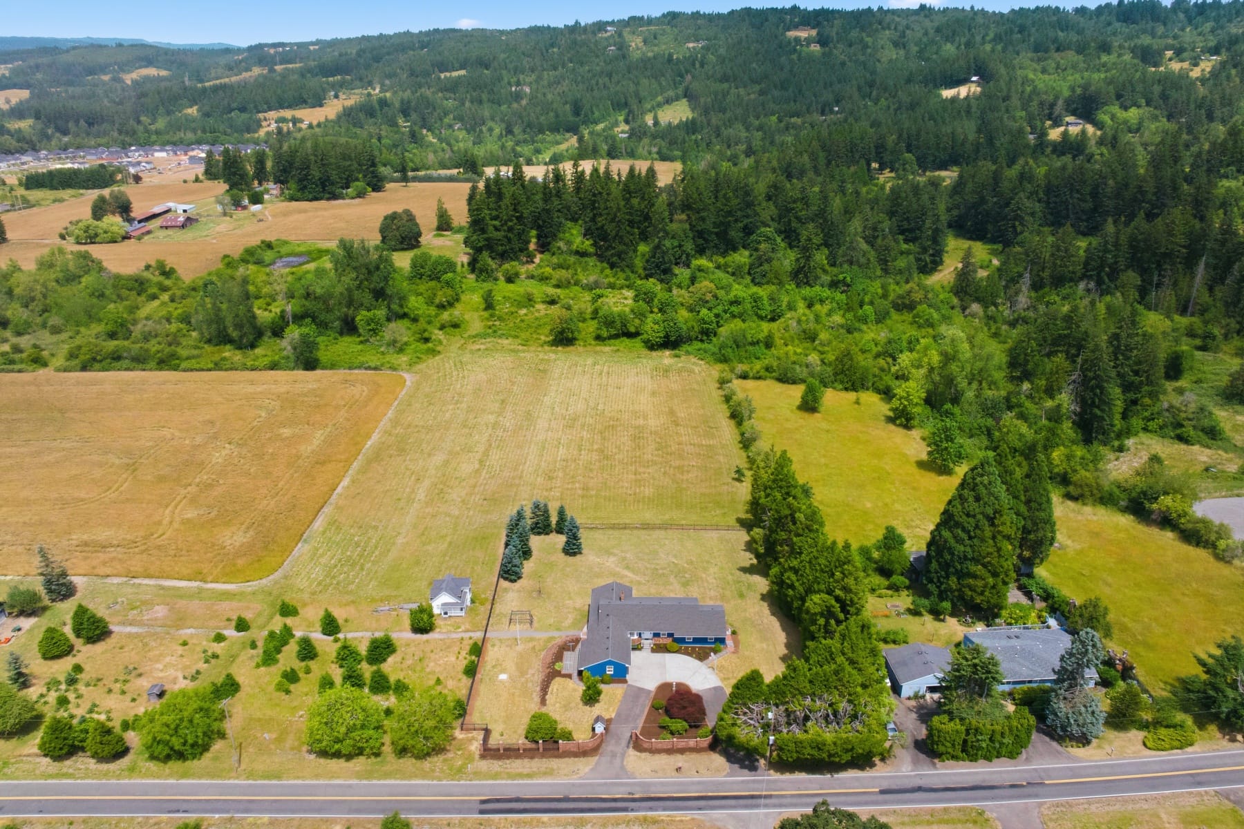  13937 NW SPRINGVILLE RD Portland, OR 97229 - 物件實景