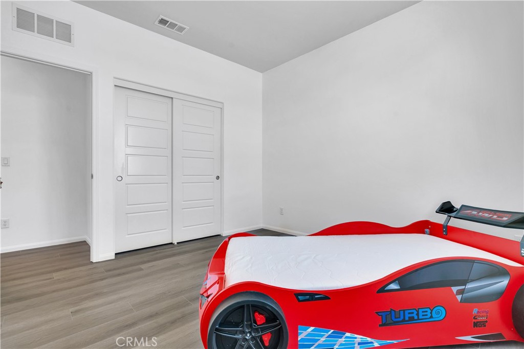 Menifee, California, 92584, United States, 5 Bedrooms Bedrooms, ,3 BathroomsBathrooms,Residential,For Sale,1936987