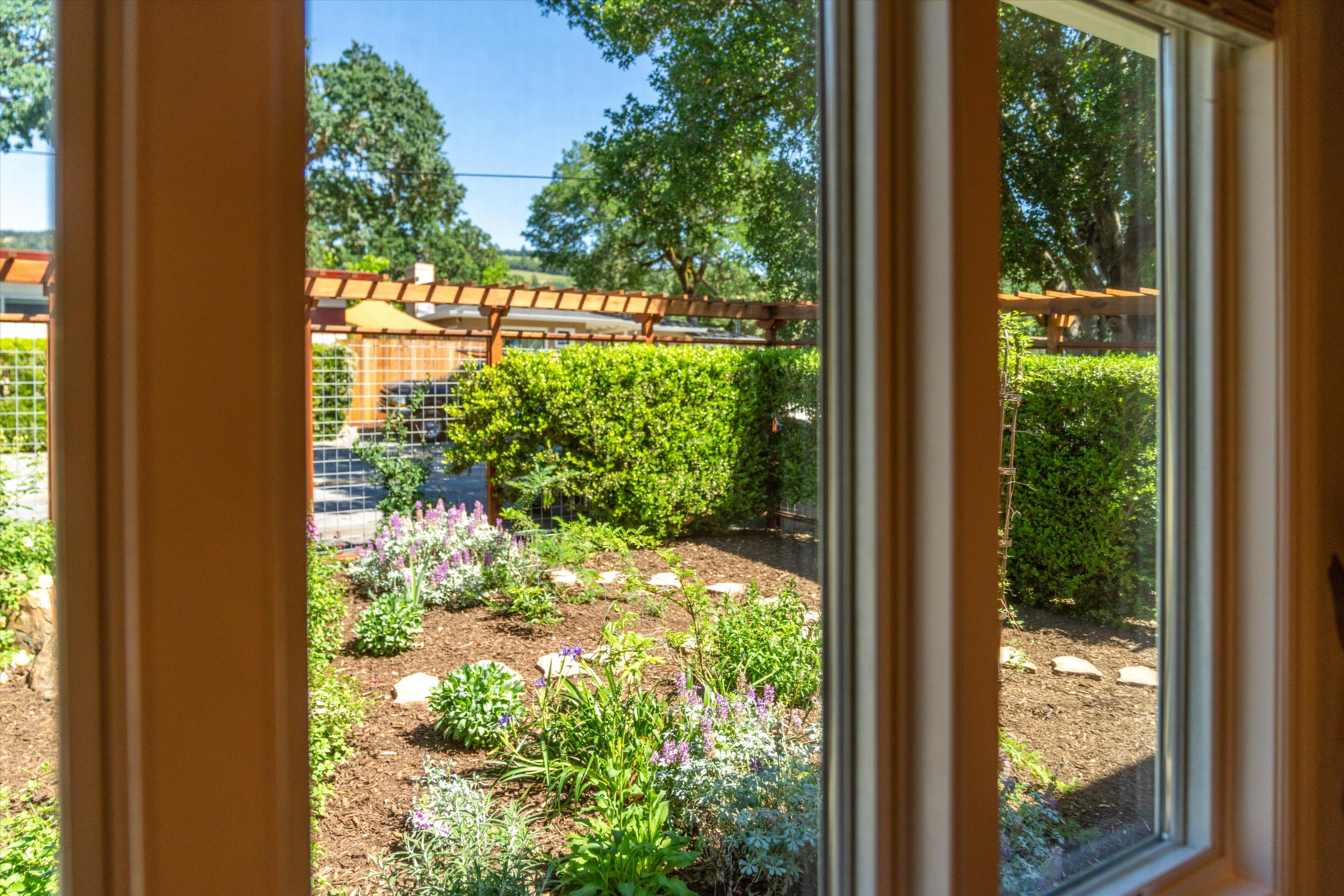  18428 4th  Avenue - 物件實景