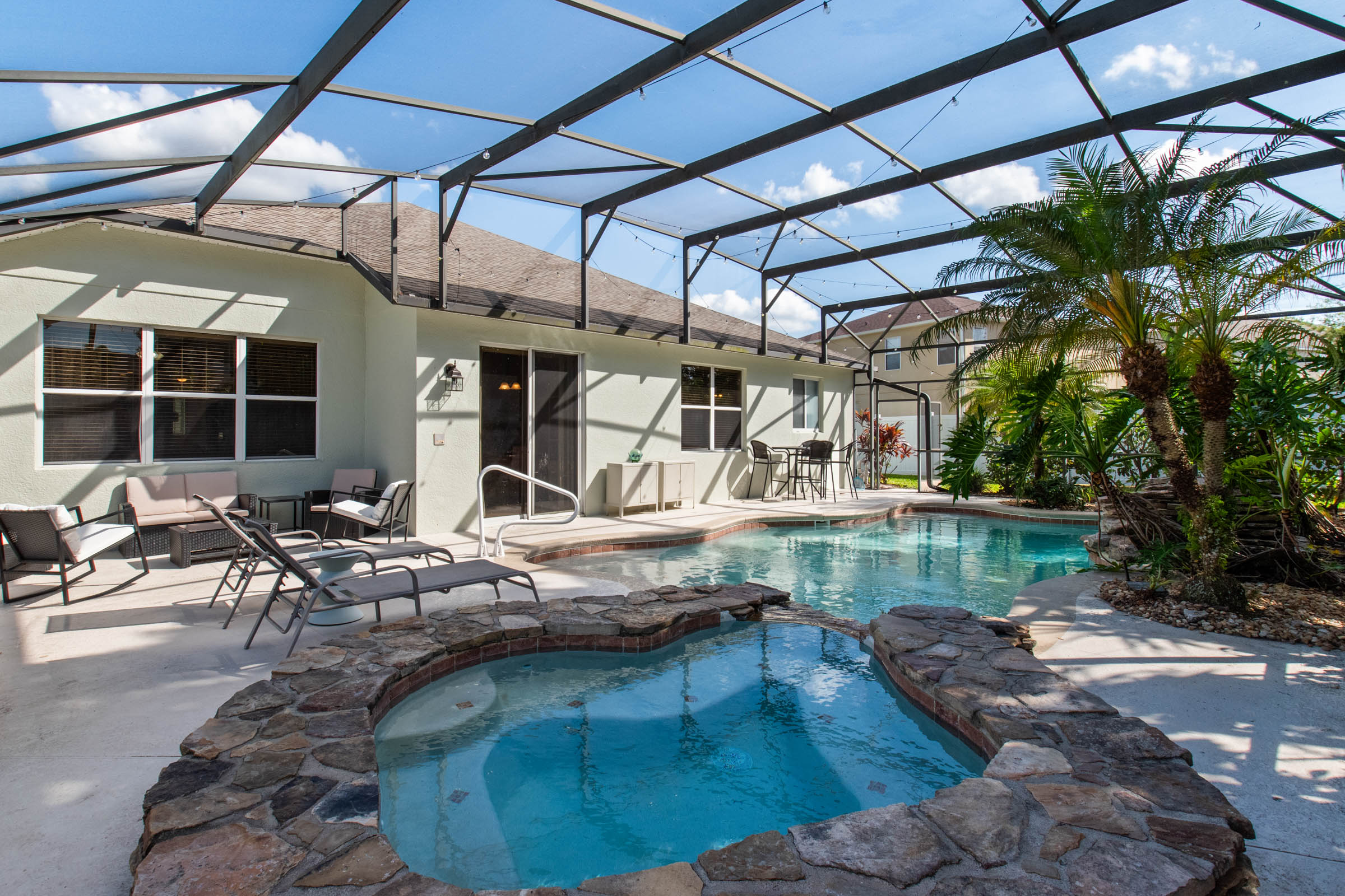 Winter Garden, Florida, 34787, United States, 3 Bedrooms Bedrooms, ,2 BathroomsBathrooms,Residential,For Sale,1938374