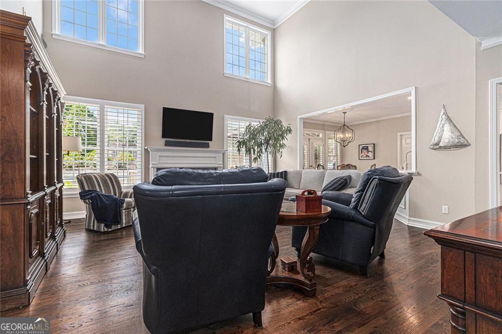 Roswell, Georgia, 30075, United States, 6 Bedrooms Bedrooms, ,5 BathroomsBathrooms,Residential,For Sale,1894243