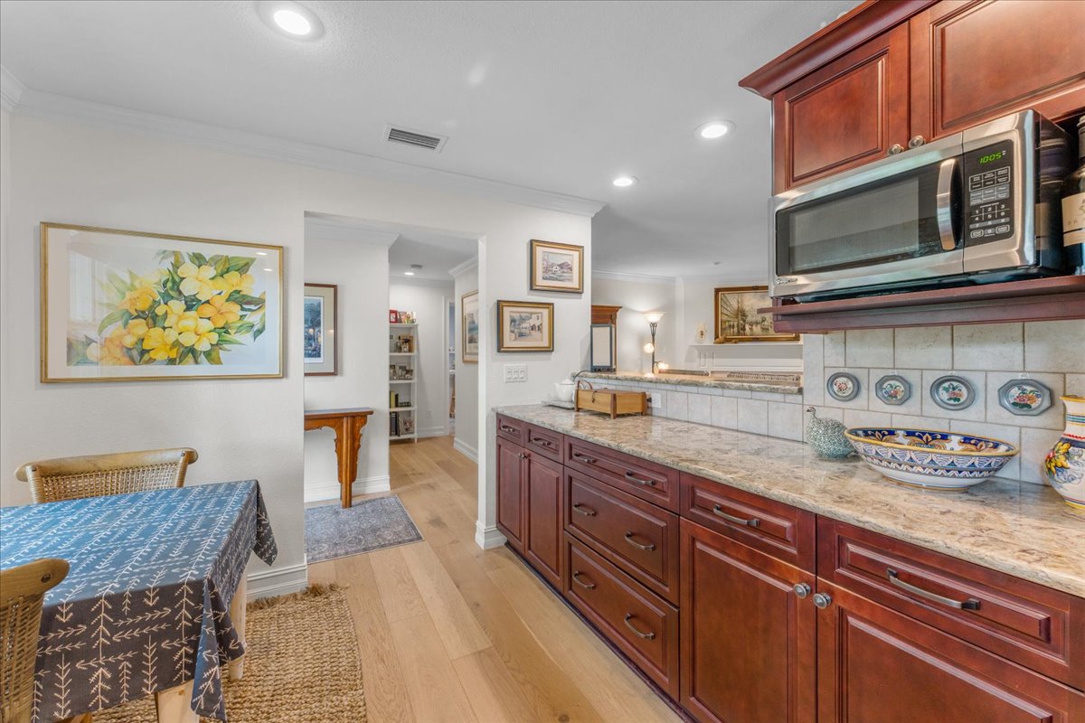 Seminole, Florida, 33772, United States, 3 Bedrooms Bedrooms, ,2 BathroomsBathrooms,Residential,For Sale,2048345