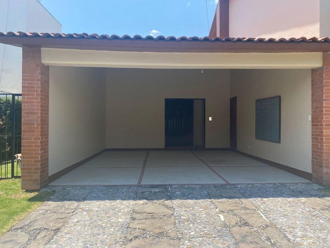 LA ASUNCION, Metepec, Estado de México, 52172, Mexico, 3 Bedrooms Bedrooms, ,2 BathroomsBathrooms,Residential,For Sale,LA ASUNCION,1620500