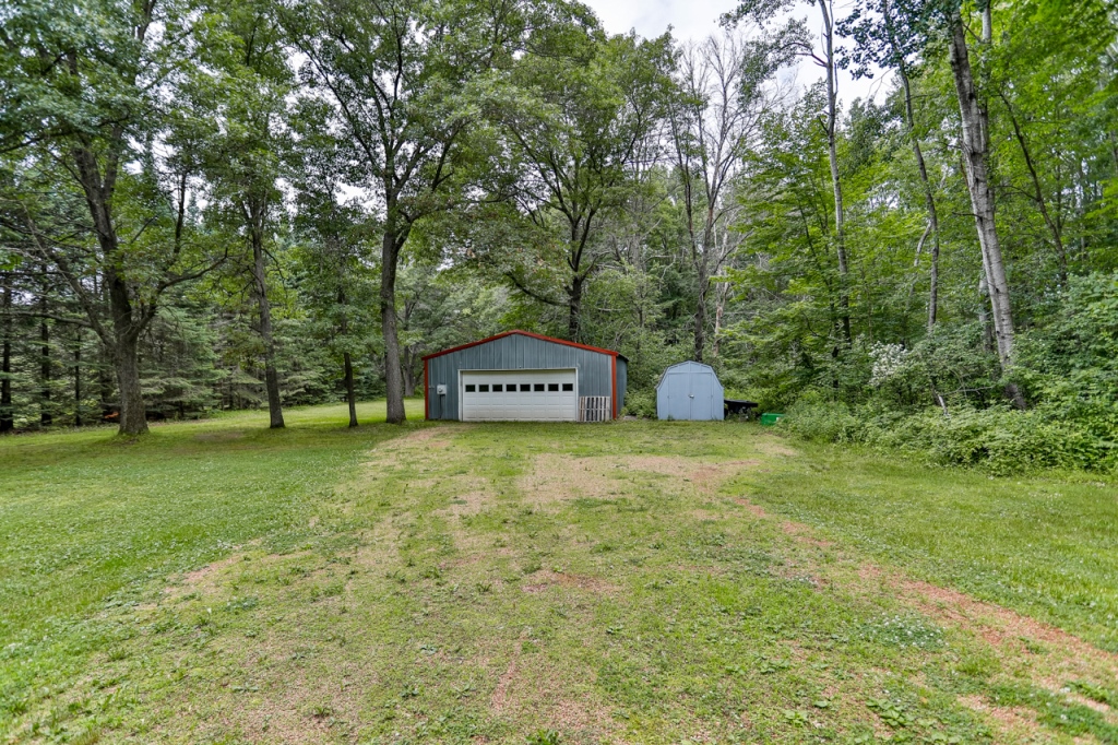 Wausau, Wisconsin, 54401, United States, 3 Bedrooms Bedrooms, ,3 BathroomsBathrooms,Residential,For Sale,1874102