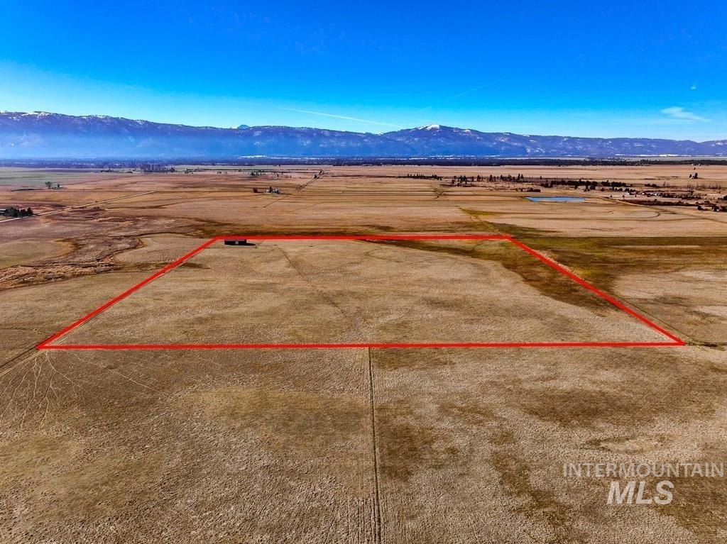 Donnelly, Idaho, 83615, United States, ,Residential,For Sale,1772260