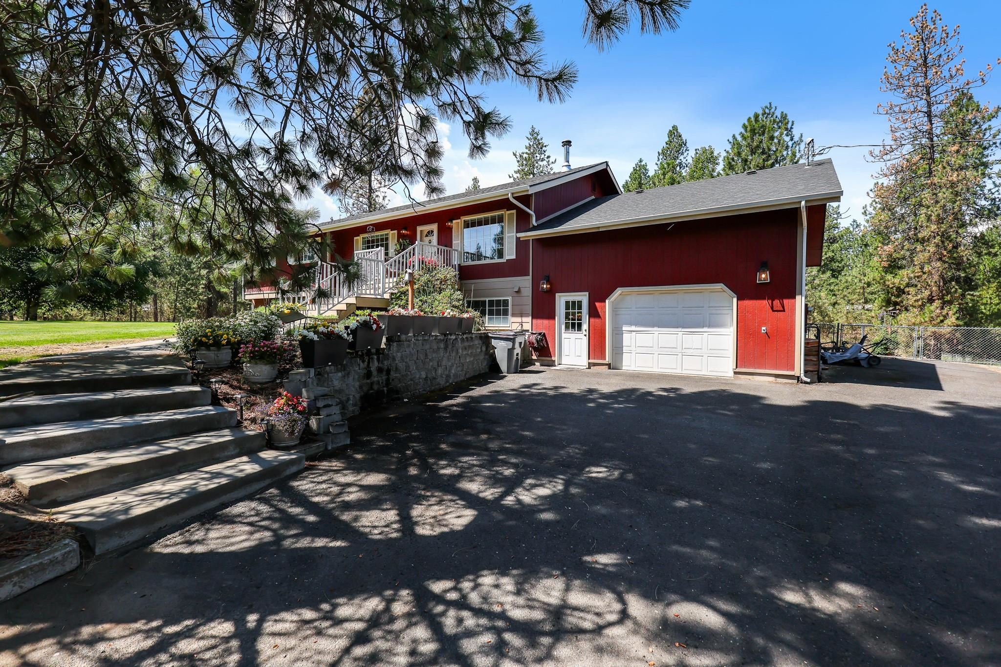 Medical Lake, Washington, 99022, United States, 5 Bedrooms Bedrooms, ,3 BathroomsBathrooms,Residential,For Sale,1901495