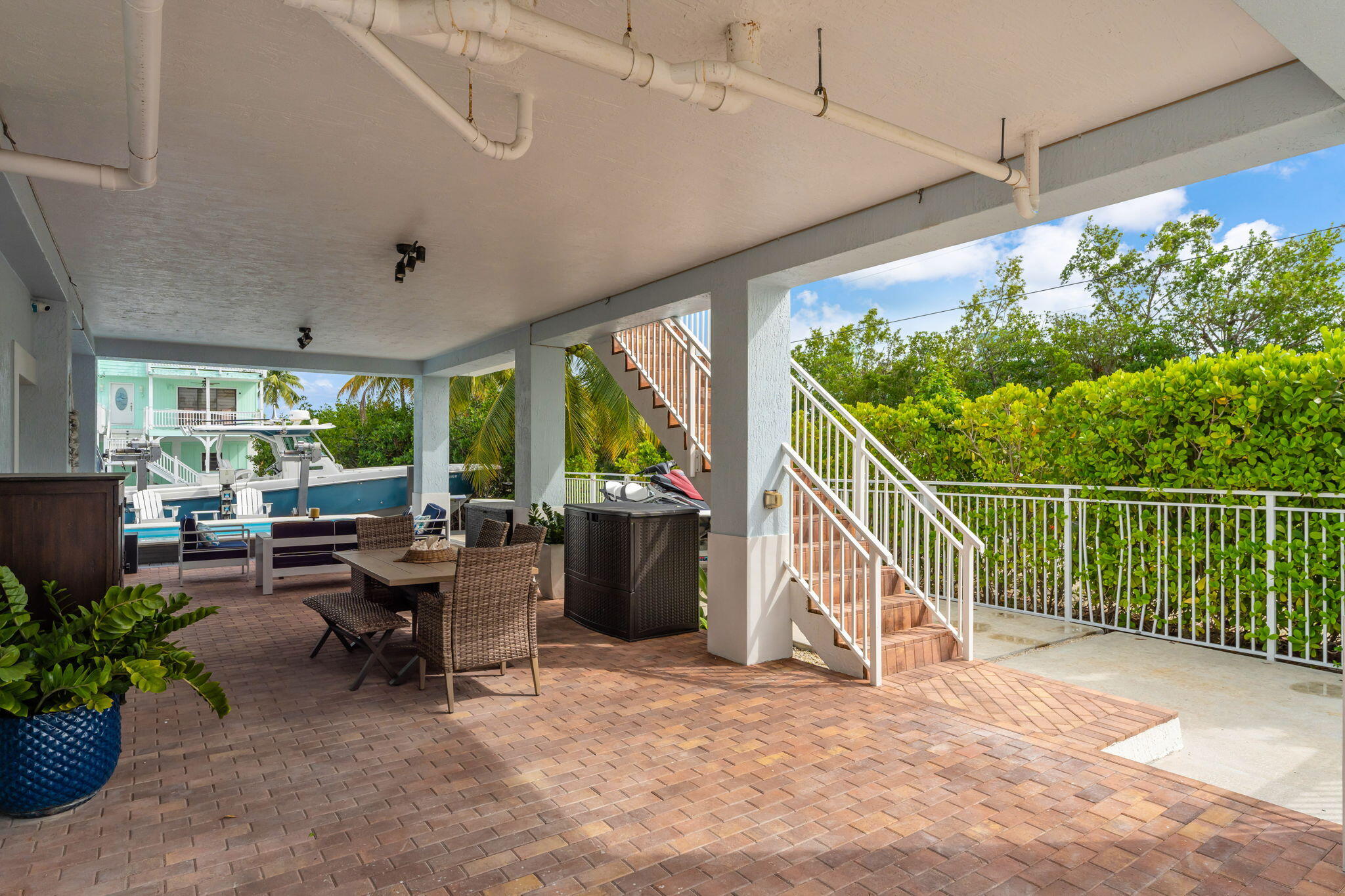 KEY LARGO, Florida, 33037, United States, 4 Bedrooms Bedrooms, ,3 BathroomsBathrooms,Residential,For Sale,1991909