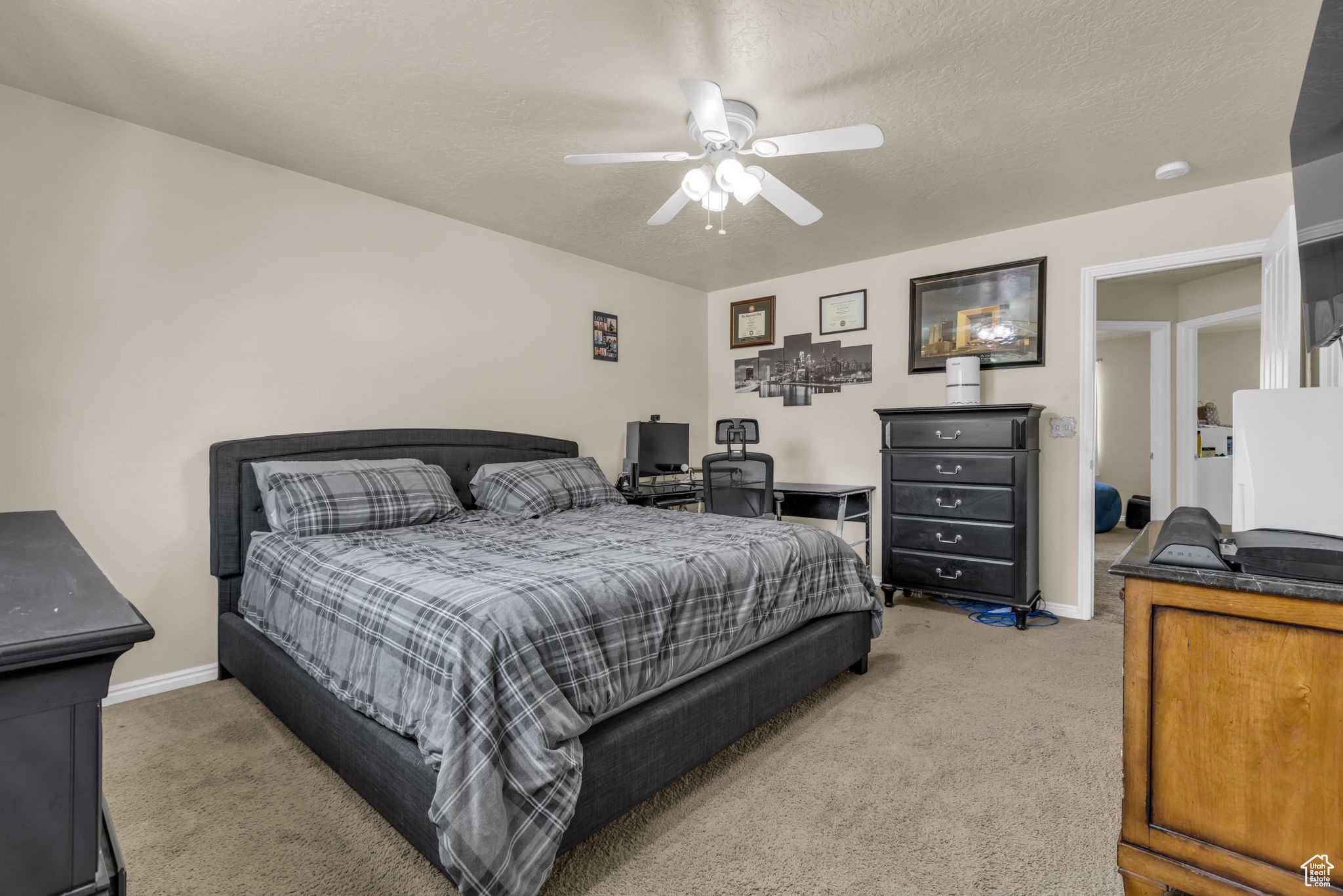 North Salt Lake, Utah, 84054, United States, 3 Bedrooms Bedrooms, ,3 BathroomsBathrooms,Residential,For Sale,1919524