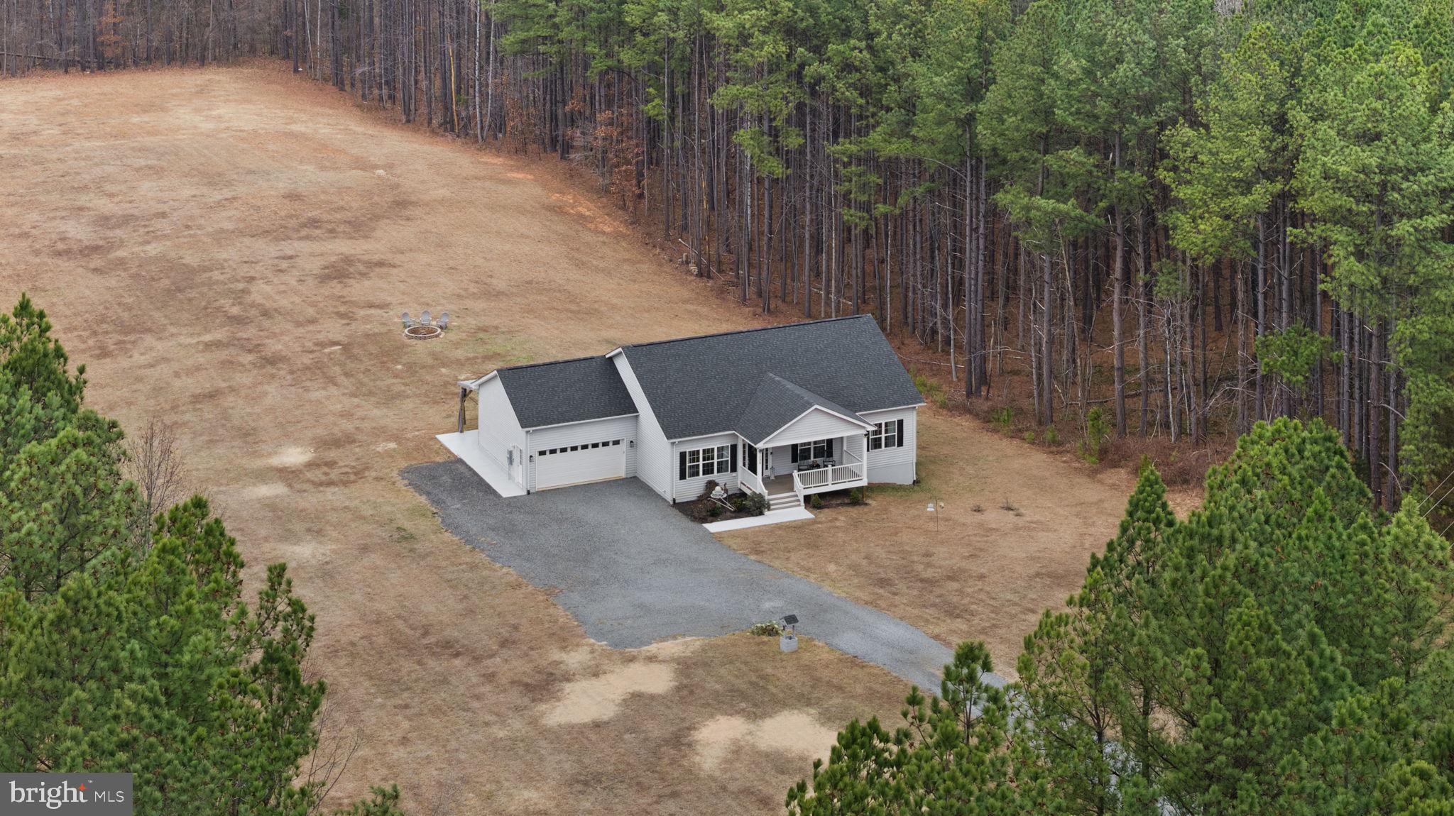 Unionville, Virginia, 22567, United States, 3 Bedrooms Bedrooms, ,2 BathroomsBathrooms,Residential,For Sale,2009103