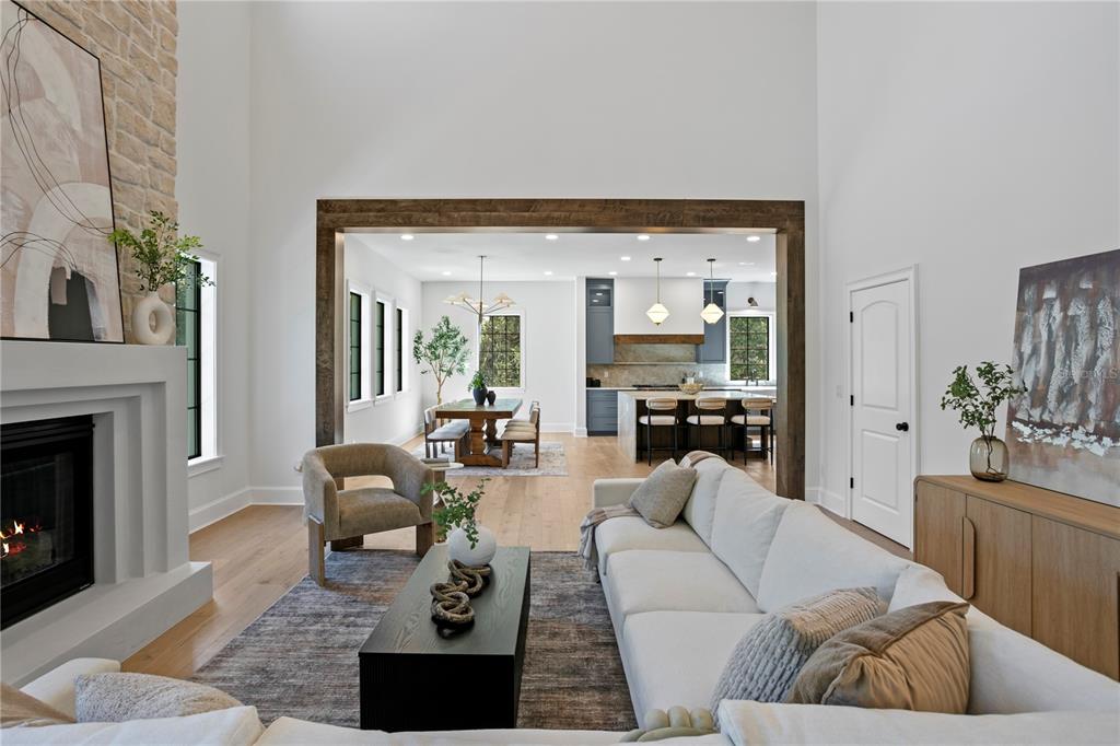 Tampa, Florida, 33629, United States, 5 Bedrooms Bedrooms, ,5 BathroomsBathrooms,Residential,For Sale,1837490