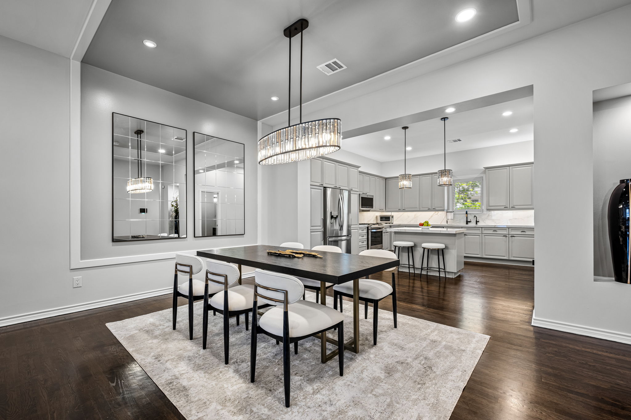  Elegant Uptown Townhome — Walk to Katy Trail & Restaurants - 物件實景