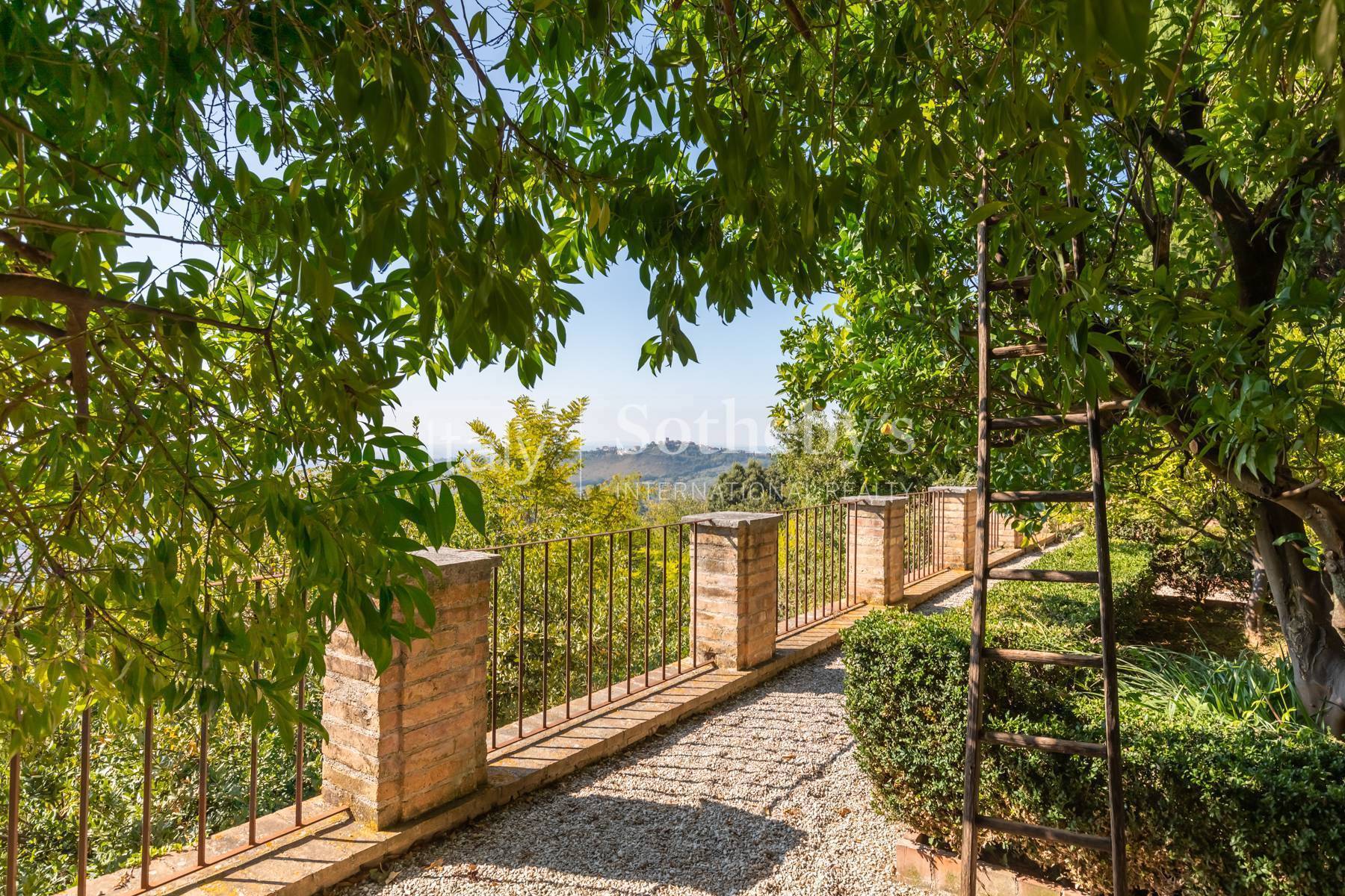  Historic mansion with Secret Garden nestled in a Borgo near Rome - 物件實景