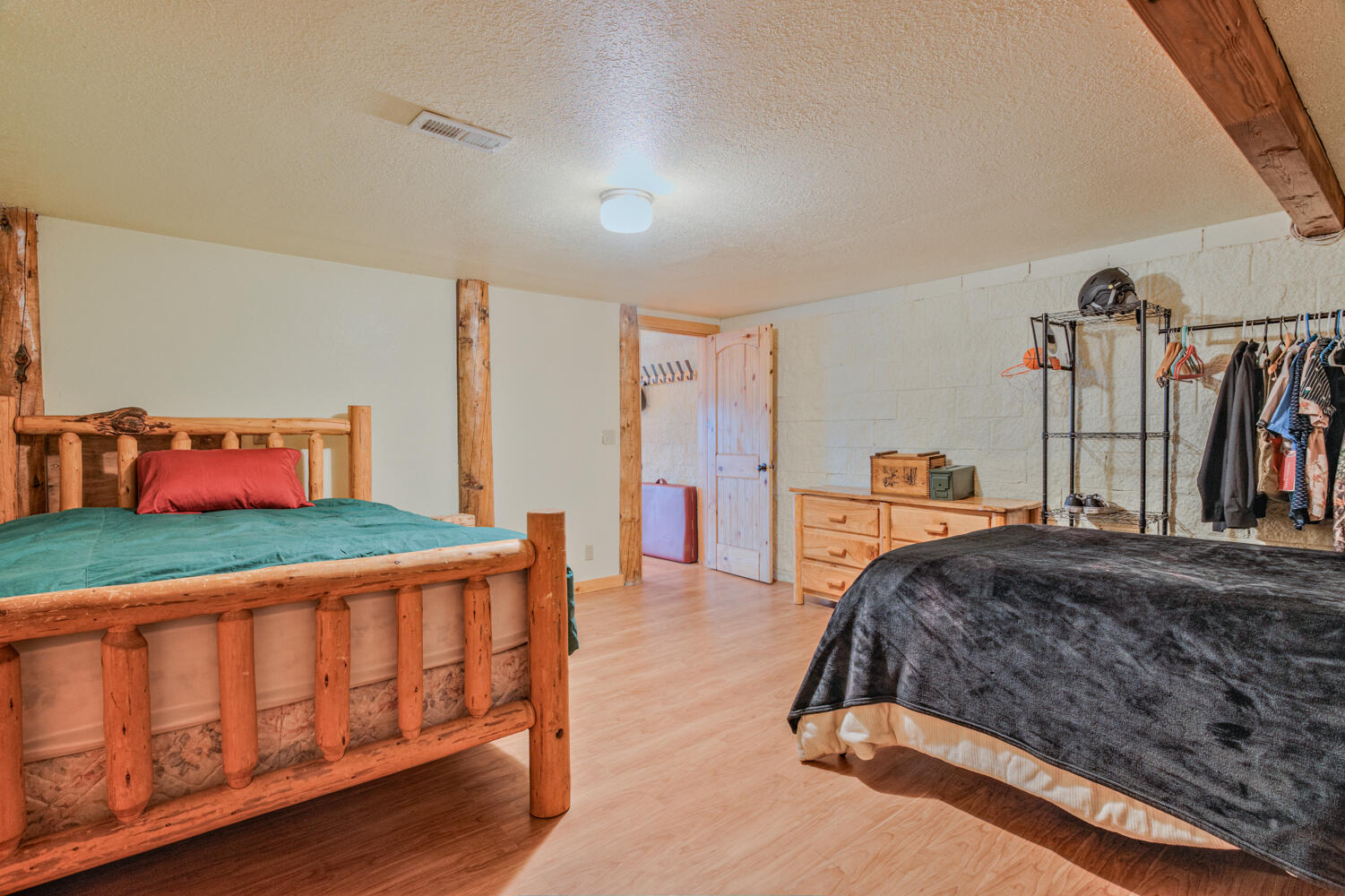 La Pine, Oregon, 97739, United States, 3 Bedrooms Bedrooms, ,2 BathroomsBathrooms,Residential,For Sale,1976945