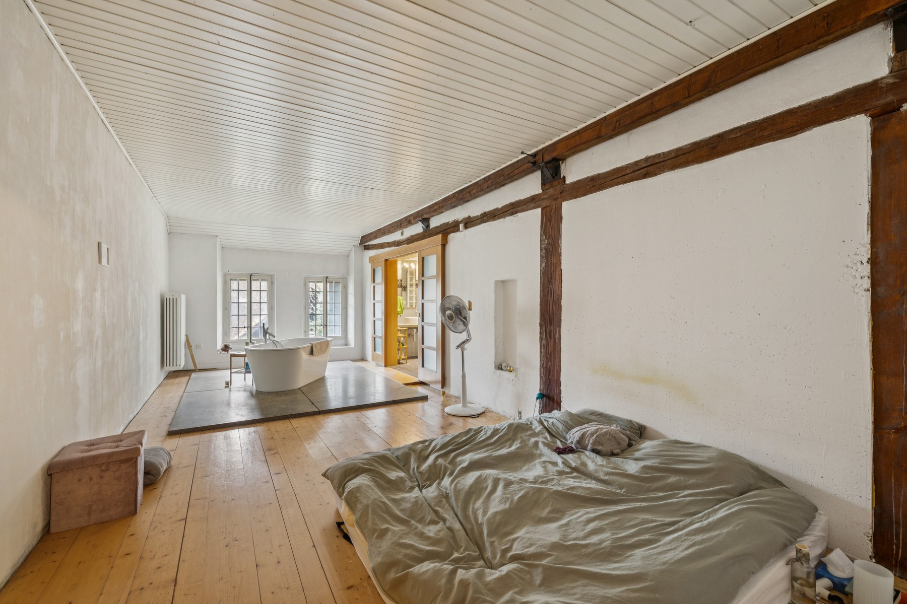  An exceptional village home in the heart of Sullens - 物件實景