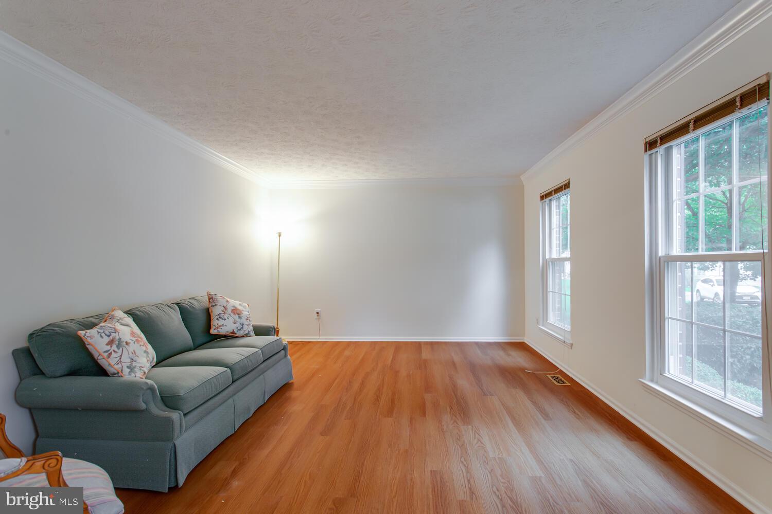 Waldorf, Maryland, 20603, United States, 4 Bedrooms Bedrooms, ,3 BathroomsBathrooms,Residential,For Sale,1942572