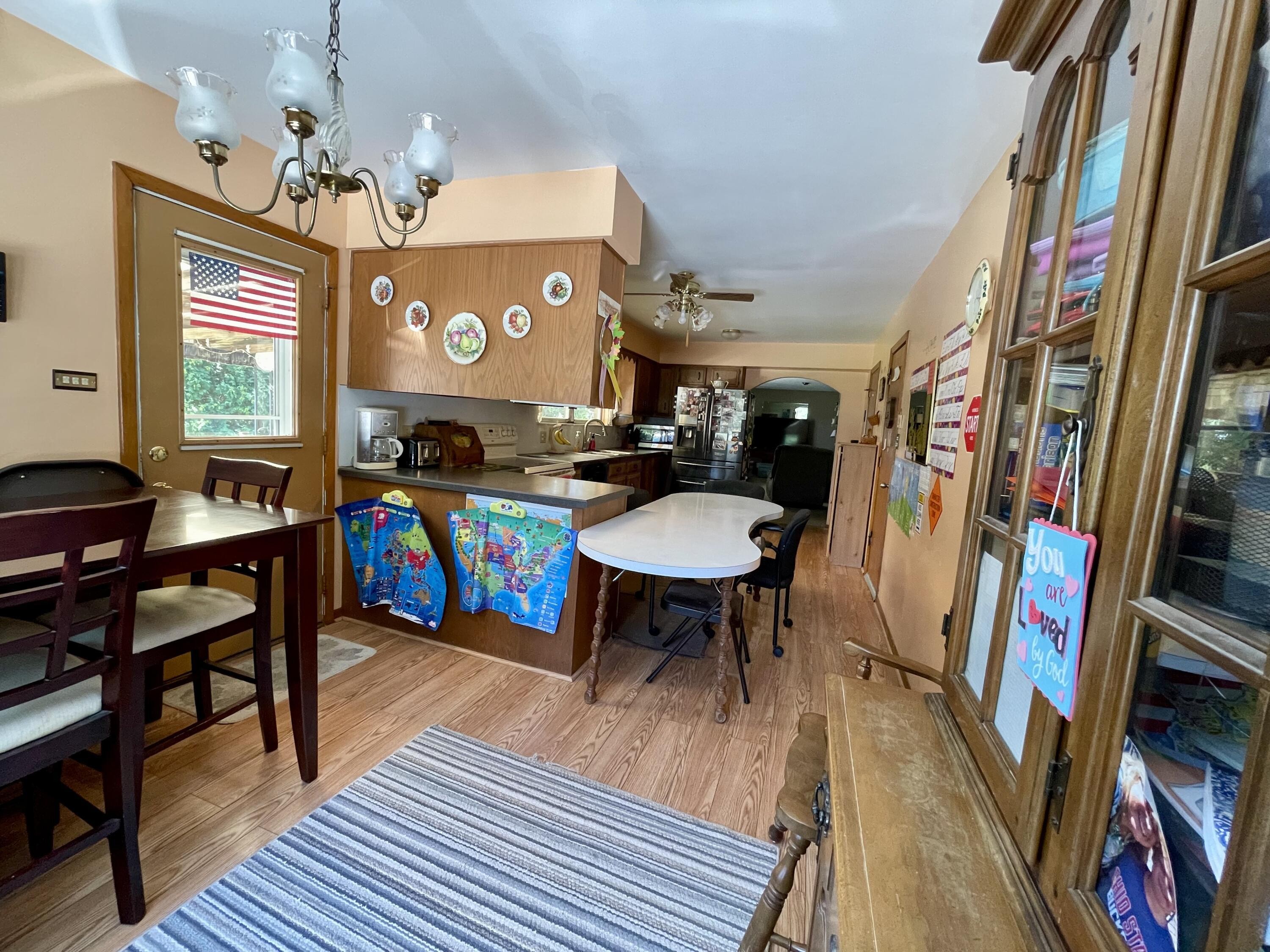Granville, Ohio, 43023, United States, 3 Bedrooms Bedrooms, ,4 BathroomsBathrooms,Residential,For Sale,1937065