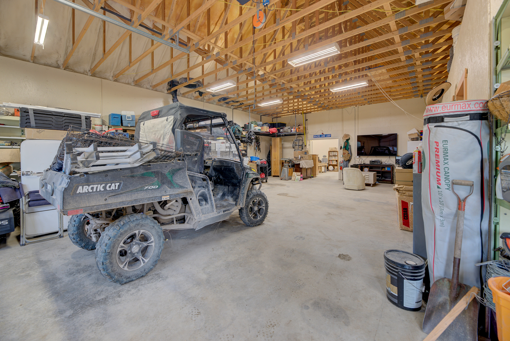 Helmville, Montana, 59743, United States, 3 Bedrooms Bedrooms, ,4 BathroomsBathrooms,Residential,For Sale,1975948