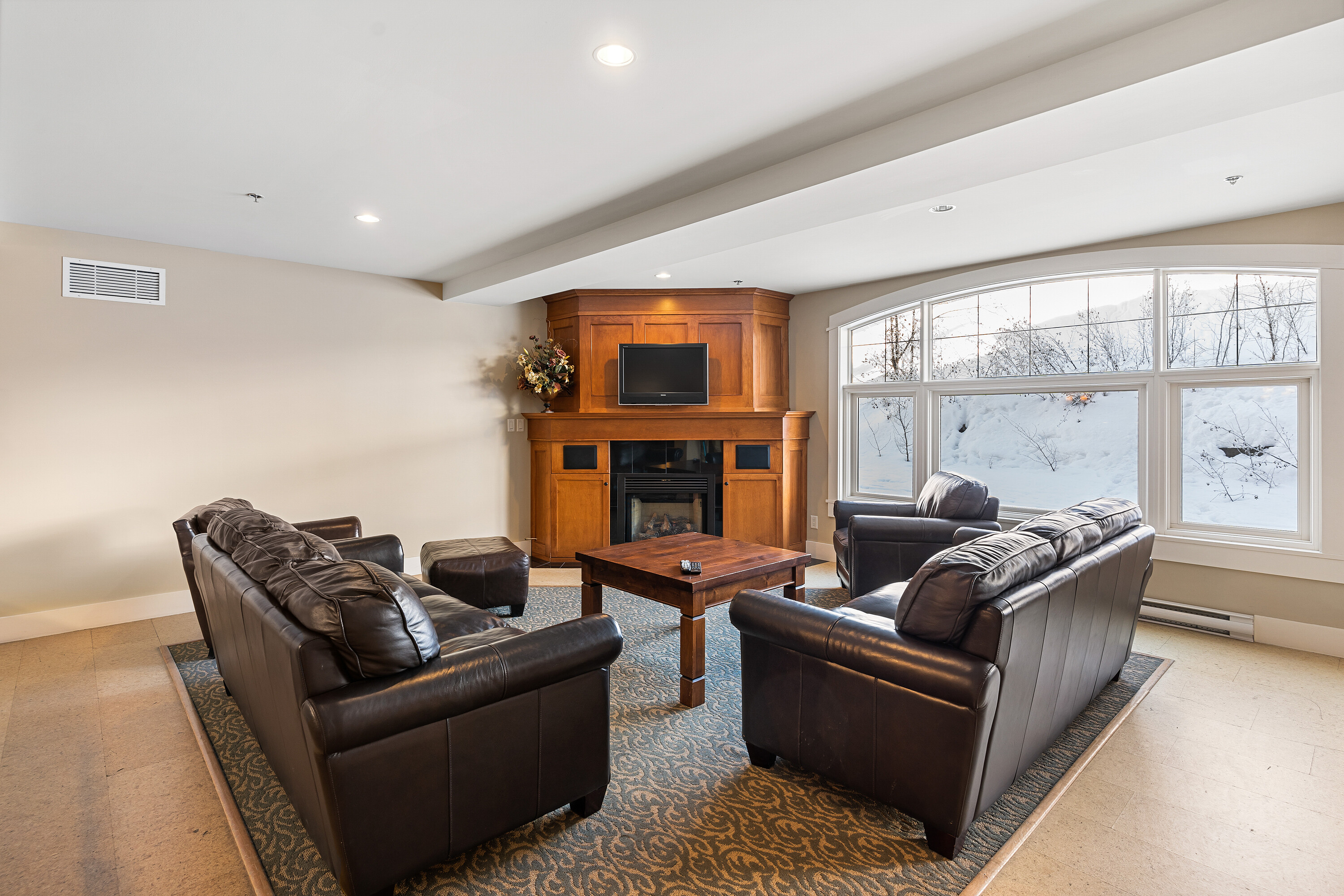 Snowbird Lodge Living - 物件實景