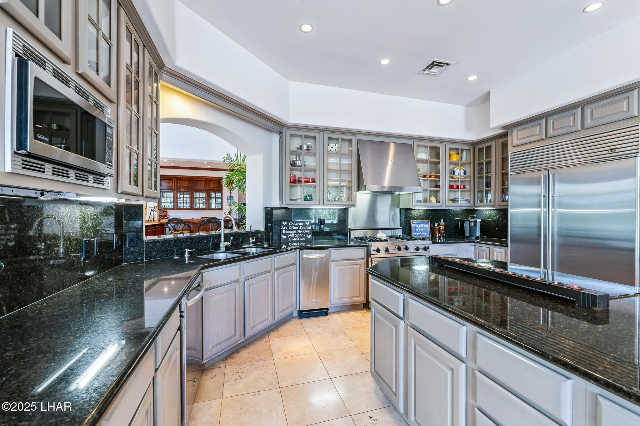 Lake Havasu City, Arizona, 86406, United States, 4 Bedrooms Bedrooms, ,2 BathroomsBathrooms,Residential,For Sale,1901337