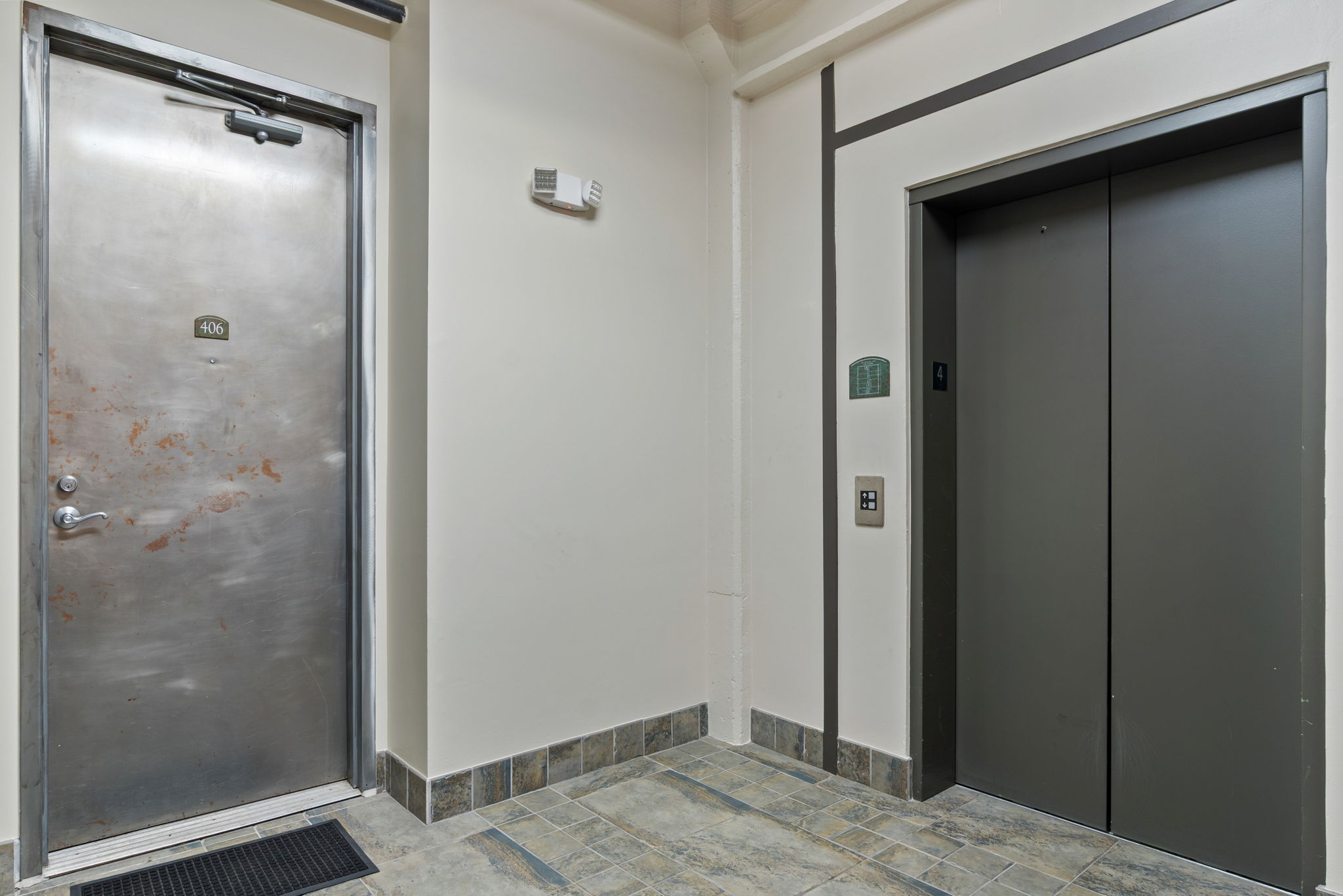  4th floor corner loft with historic character in LoDo - 物件實景