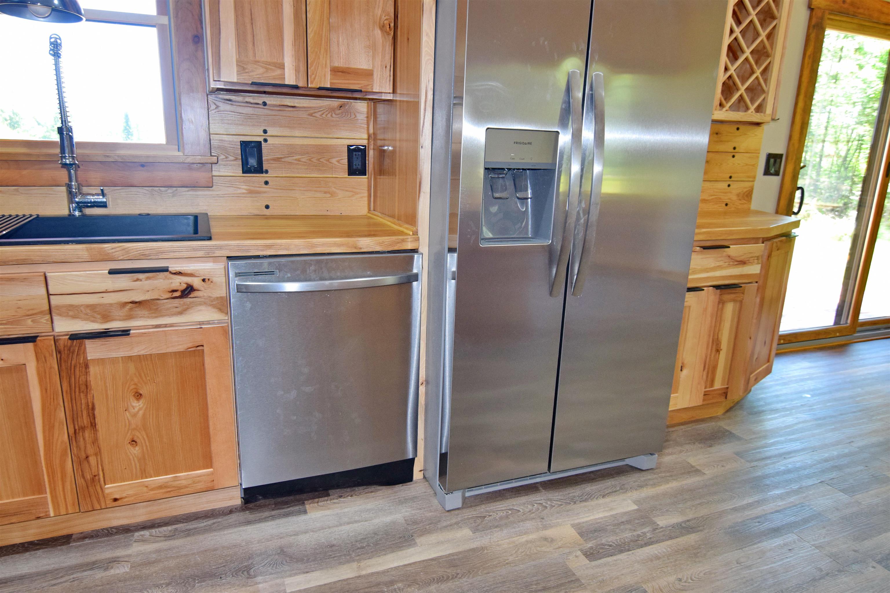 Lisbon, New Hampshire, 03585, United States, 3 Bedrooms Bedrooms, ,3 BathroomsBathrooms,Residential,For Sale,1877194