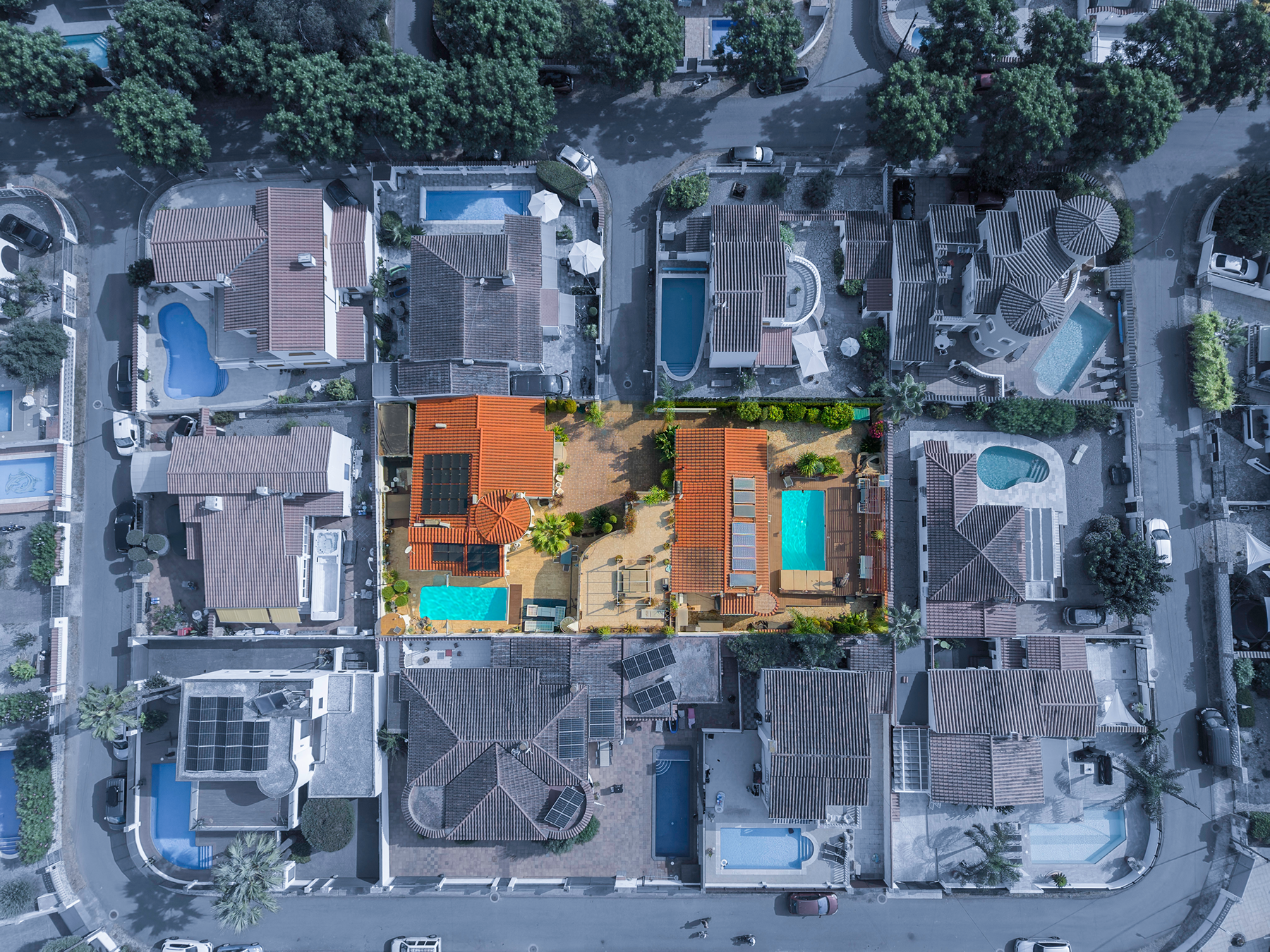  Exceptional property with two houses, each with its own pool - 物件實景