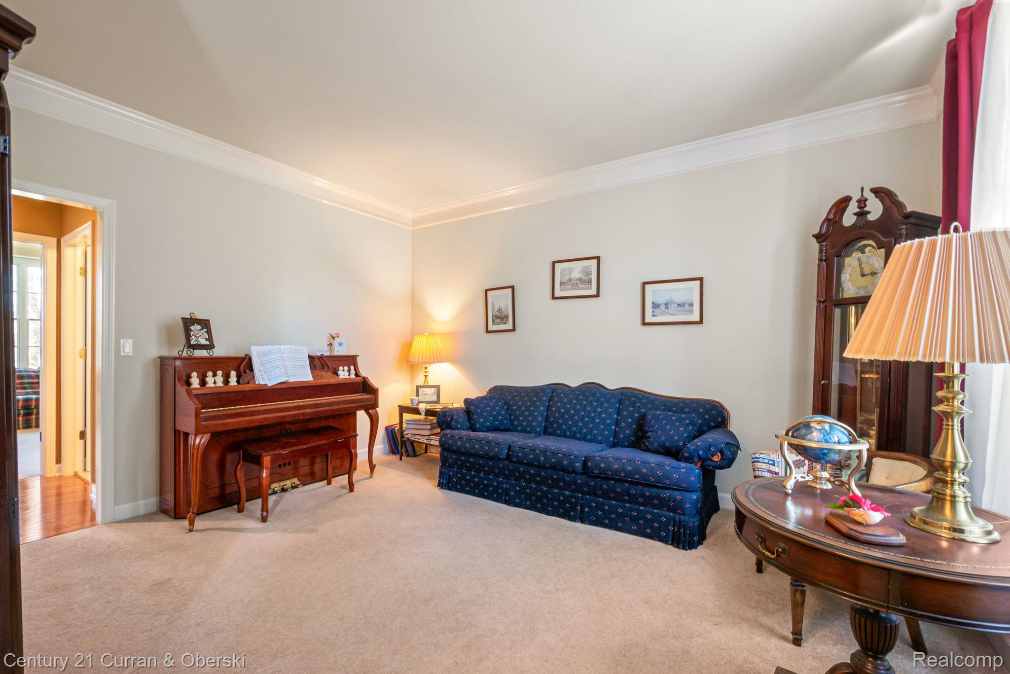 Northville, Michigan, 48168, United States, 5 Bedrooms Bedrooms, ,6 BathroomsBathrooms,Residential,For Sale,2048857