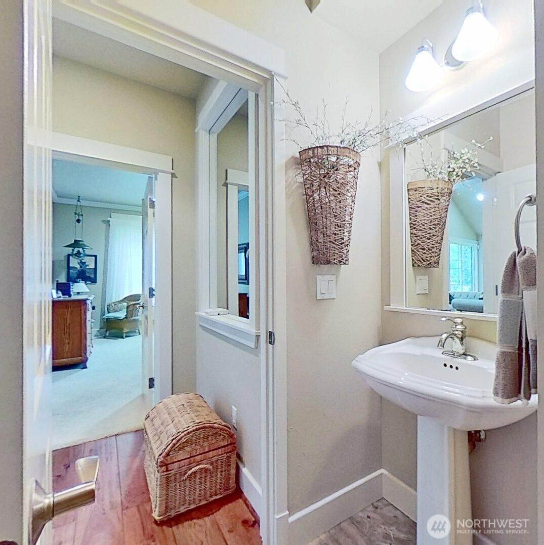 Gig Harbor, Washington, 98335, United States, 2 Bedrooms Bedrooms, ,3 BathroomsBathrooms,Residential,For Sale,1837804