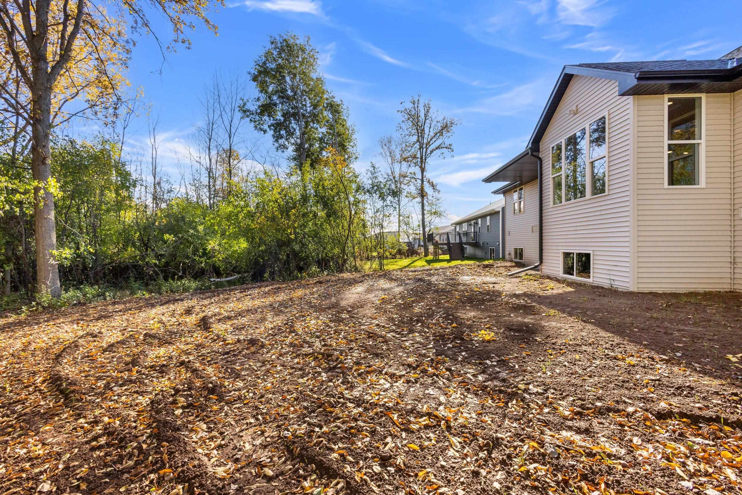 DE PERE, Wisconsin, 54115, United States, 3 Bedrooms Bedrooms, ,3 BathroomsBathrooms,Residential,For Sale,1967985